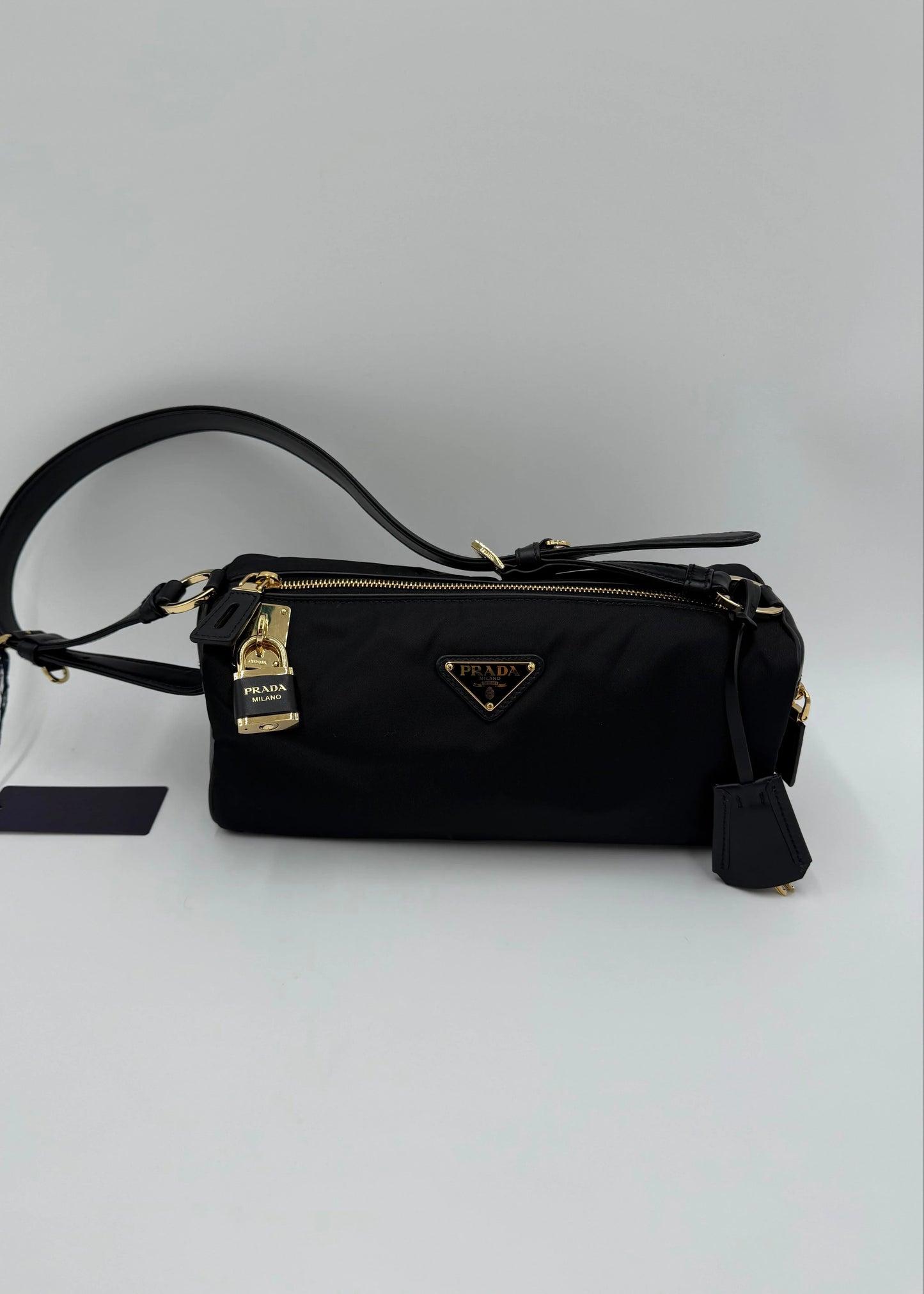 Prada-Borsa-a-Spalla-Re-Nylon-e-Pelle-Nera-70137344557380 - Pally Vintage Closet