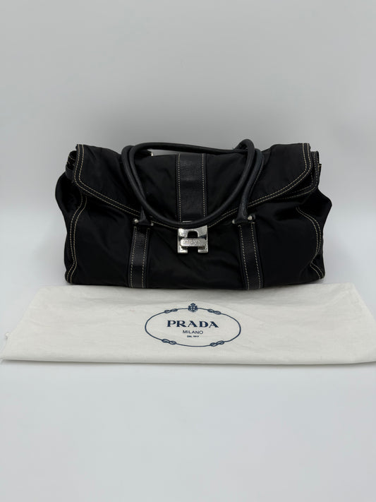 Prada Borsa a Spalla Vintage in Nylon e Pelle Nera - Pally Vintage Closet