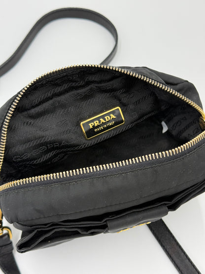 Prada Borsa a Tracolla Vintage Fiocco Mini in Nylon Nero