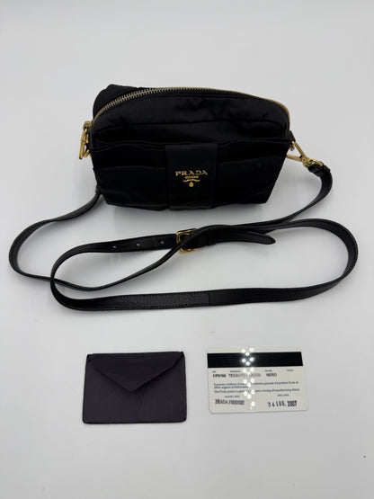 Prada Borsa a Tracolla Vintage Fiocco Mini in Nylon Nero - Pally Vintage Closet