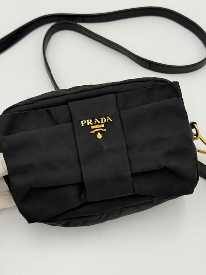 Prada Borsa a Tracolla Vintage Fiocco Mini in Nylon Nero - Pally Vintage Closet