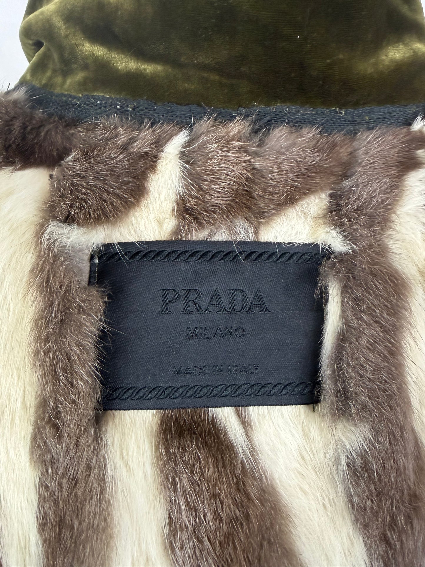 Prada Cappotto Vintage Velluto e Pelliccia Verde - Pally Vintage Closet