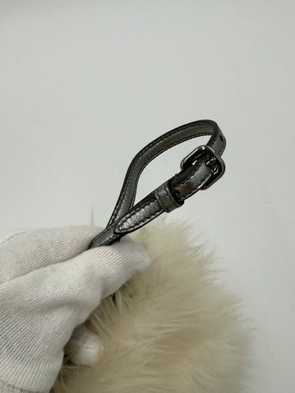 Prada-Clutch-Eco-Pelliccia-Edizione-Speciale-in-Bianco-e-Argento-70265927926084 - Pally Vintage Closet