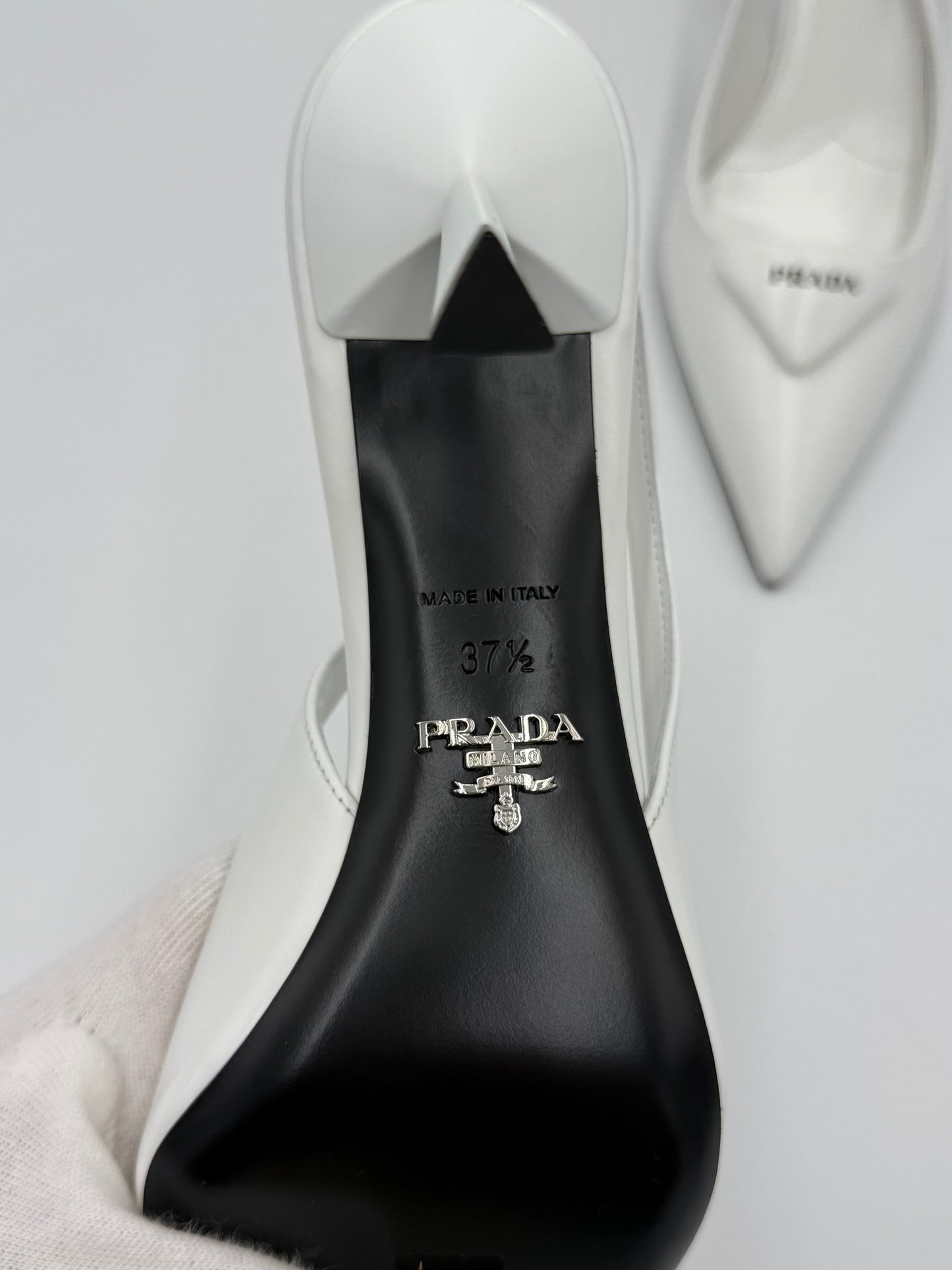 Prada Décolleté Slingback in Pelle con Logo Triangolo Bianco - Pally Vintage Closet