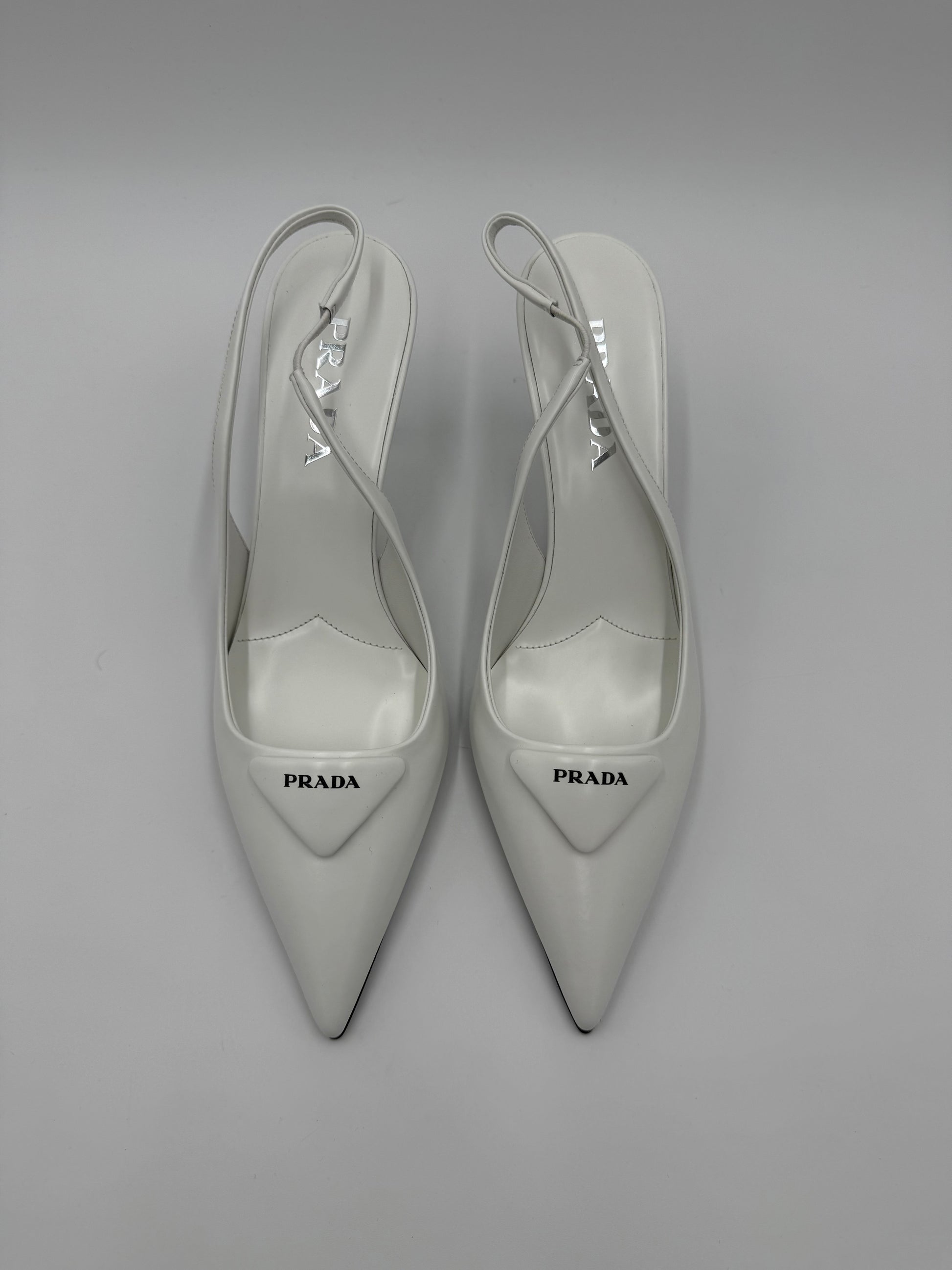 Prada Décolleté Slingback in Pelle con Logo Triangolo Bianco - Pally Vintage Closet