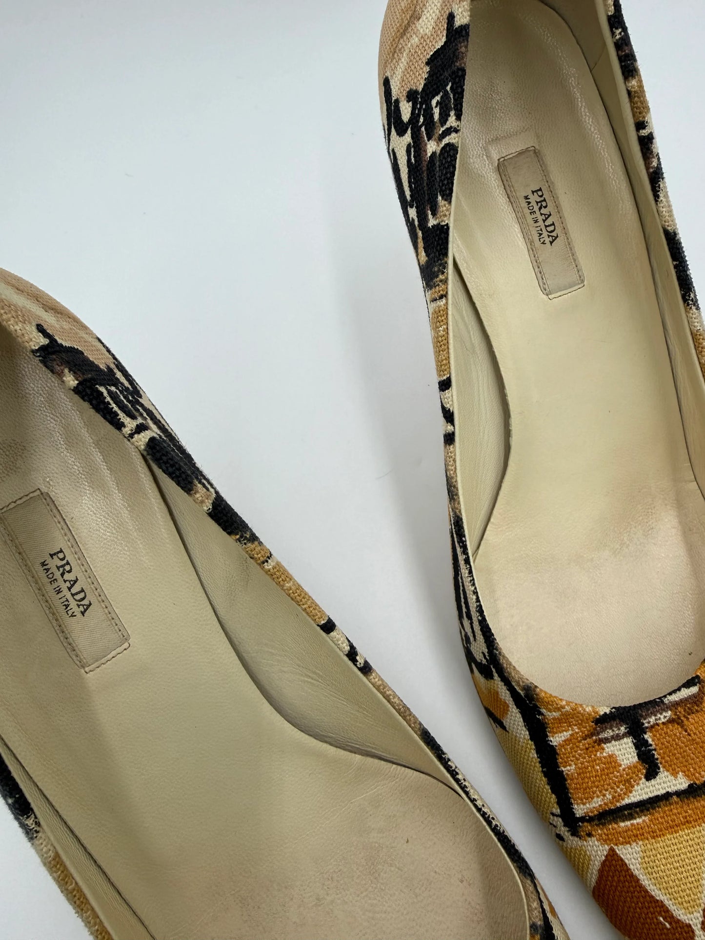 Prada Décolleté Venice Postcard 2004 in Tela Jacquard Beige - Pally Vintage Closet