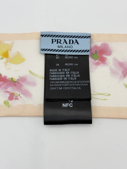 Prada Foulard Twill in Seta Floreale Rosa e Beige - Pally Vintage Closet