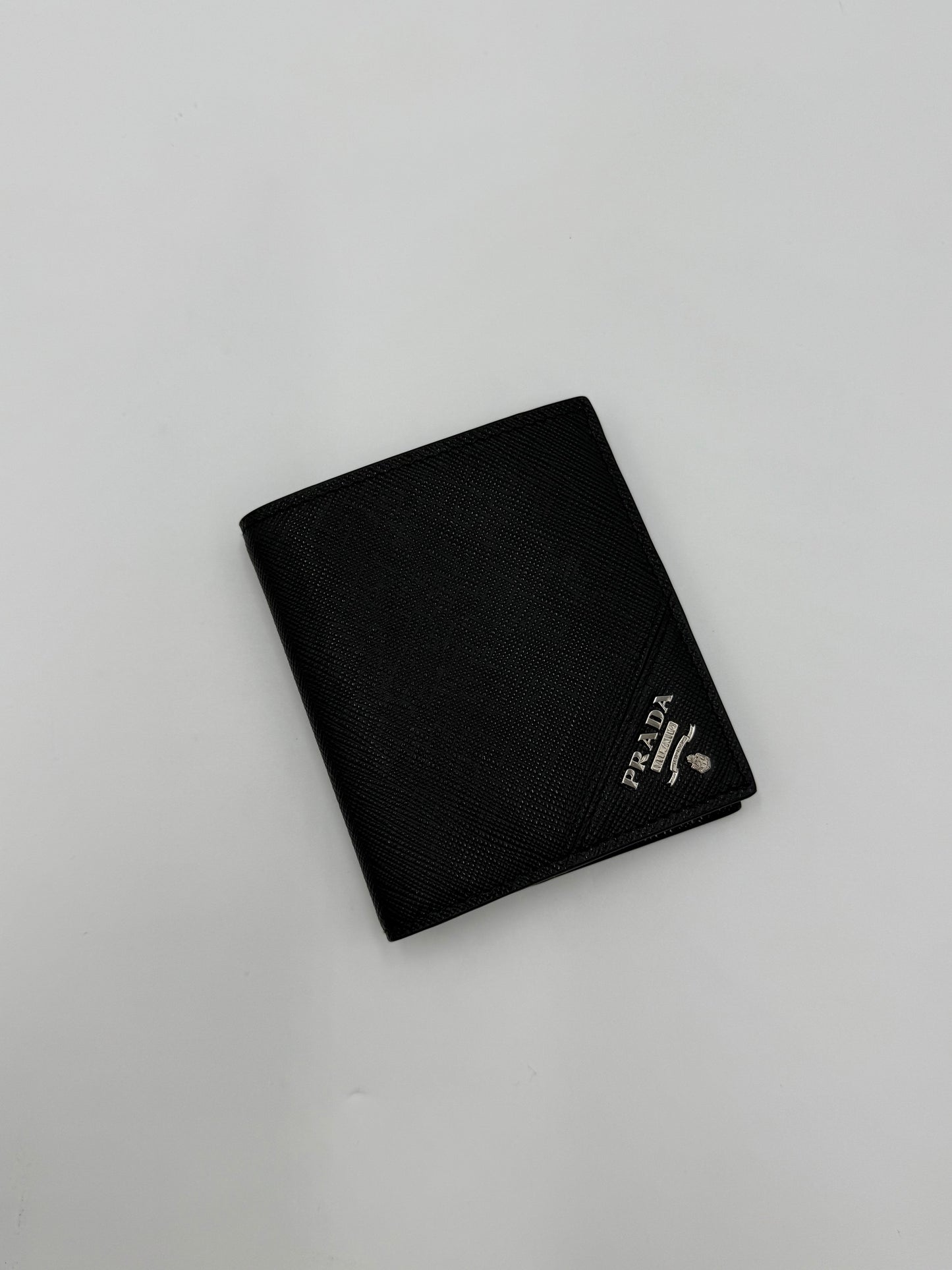 Prada Portafoglio in Saffiano Nero - Pally Vintage Closet
