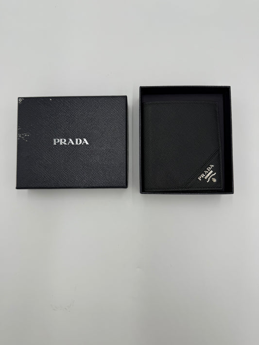 Prada Portafoglio in Saffiano Nero - Pally Vintage Closet
