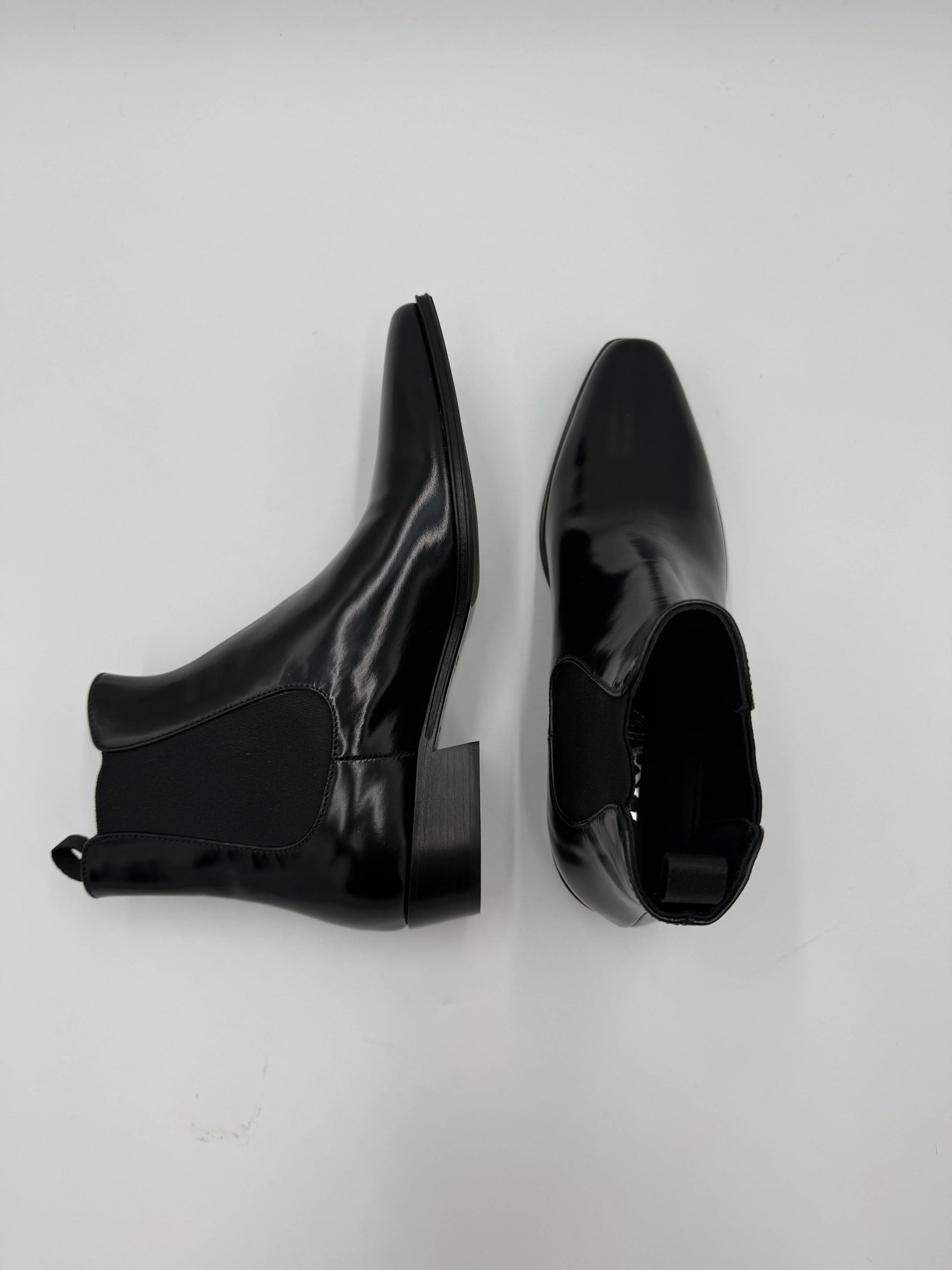 Prada-Stivaletti-Chelsea-in-Pelle-Spazzolata-Nero-69234137104708 - Pally Vintage Closet