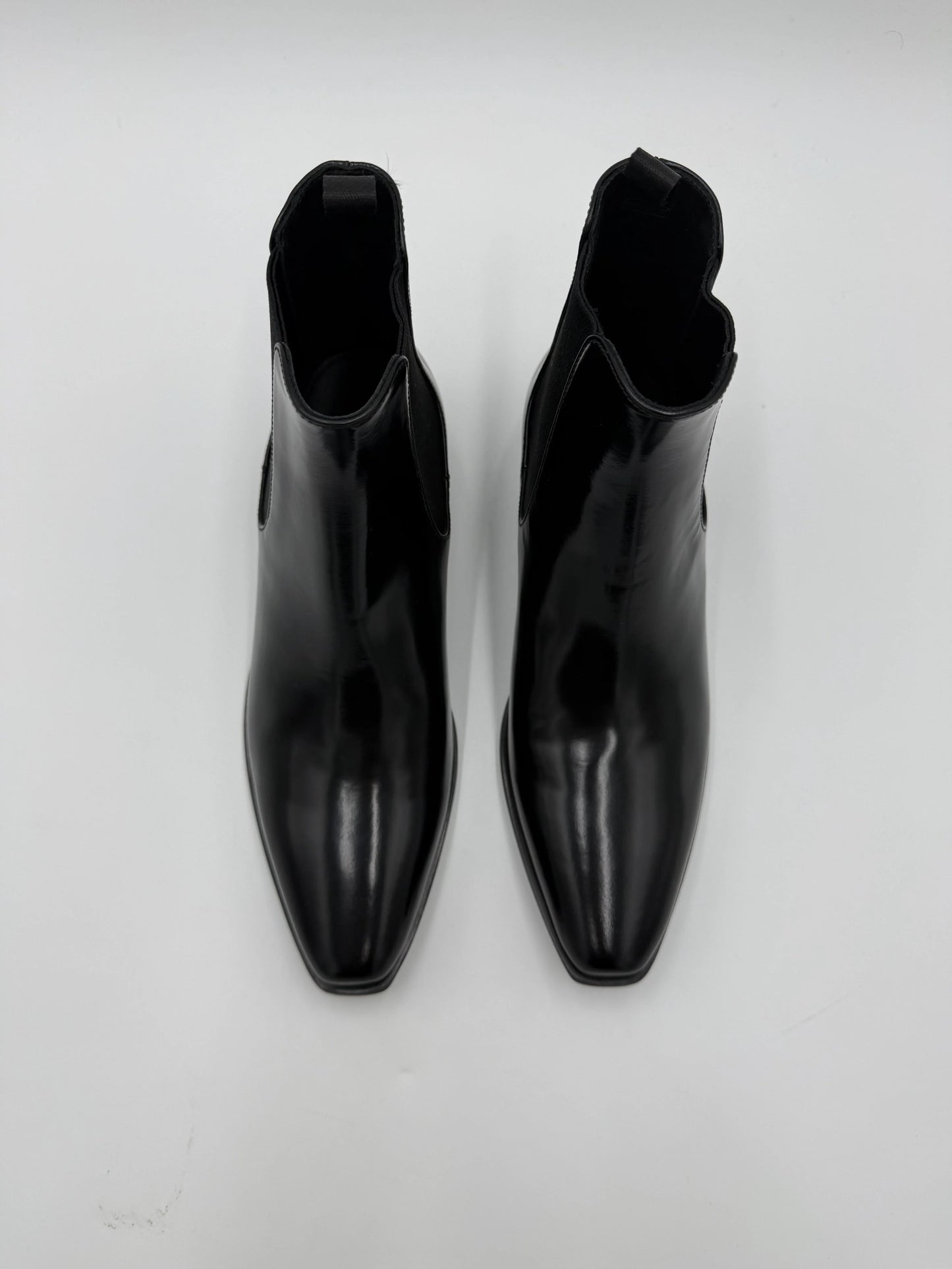 Prada-Stivaletti-Chelsea-in-Pelle-Spazzolata-Nero-69234137170244 - Pally Vintage Closet