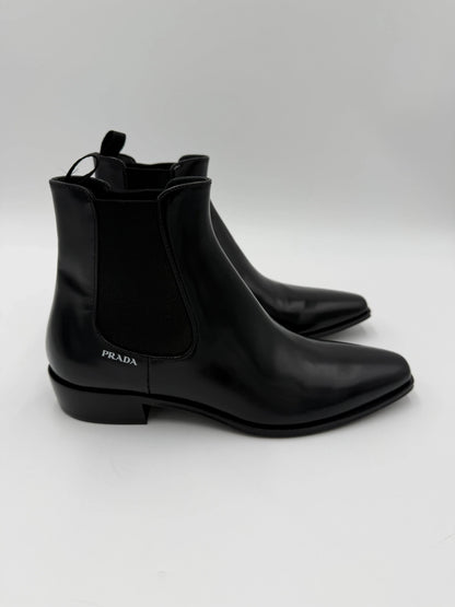Prada-Stivaletti-Chelsea-in-Pelle-Spazzolata-Nero-69234137235780 - Pally Vintage Closet