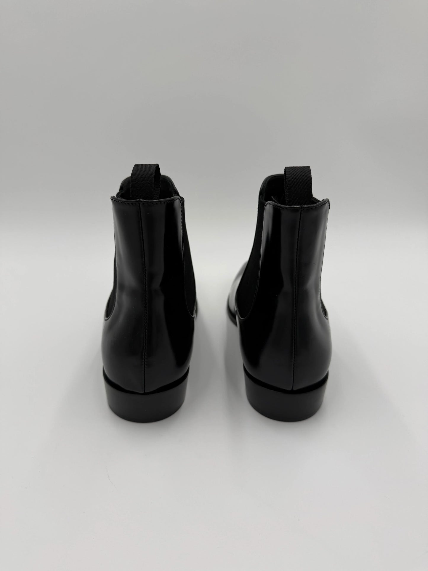 Prada-Stivaletti-Chelsea-in-Pelle-Spazzolata-Nero-69234137268548 - Pally Vintage Closet