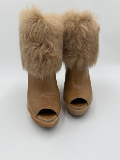 Prada Stivaletti Peep-Toe con Zeppa e Rivestimento in Pelliccia Beige - Pally Vintage Closet