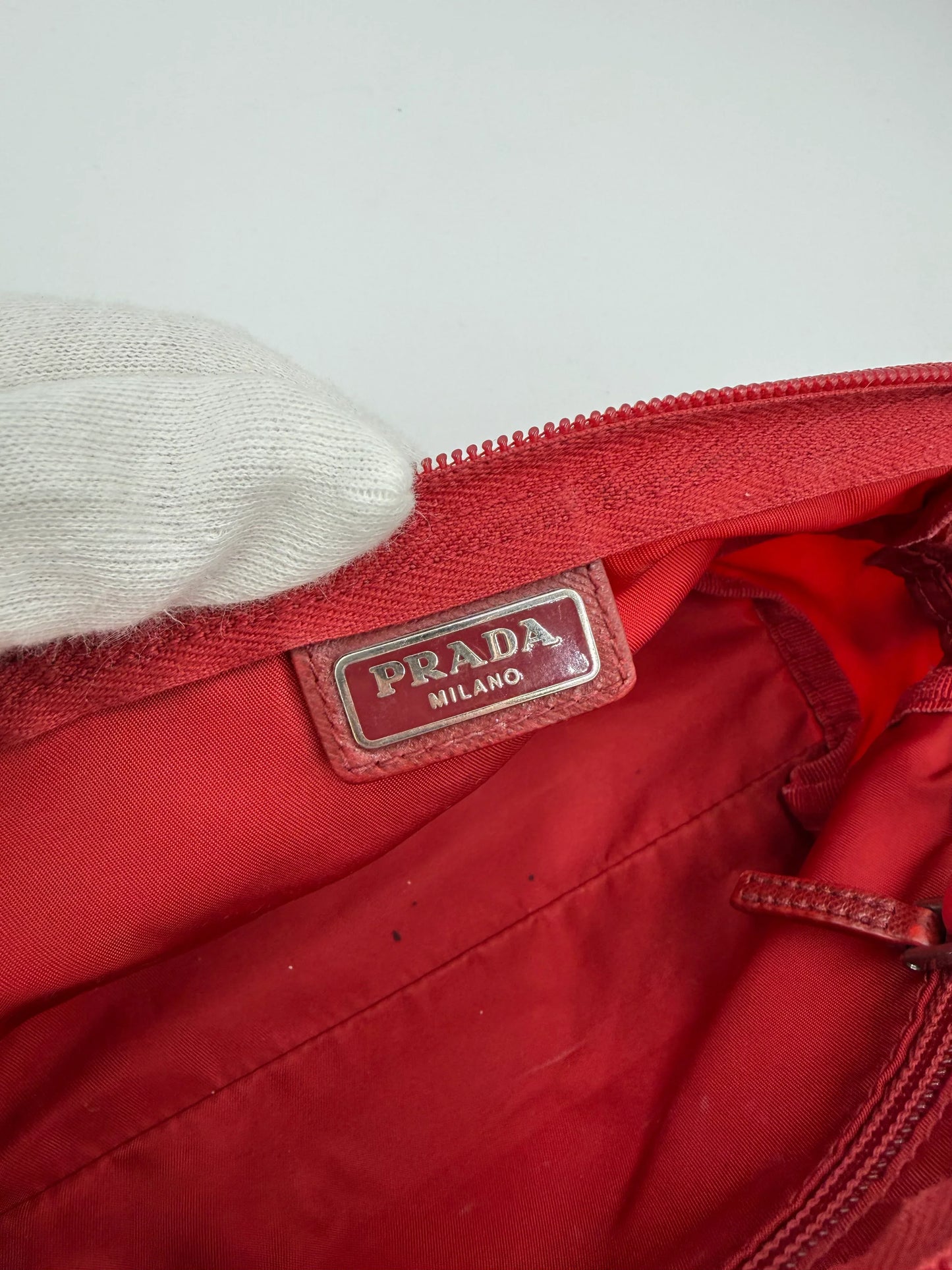 Prada-Trousse-in-Nylon-Rosso-Cherry-70265930121540 - Pally Vintage Closet
