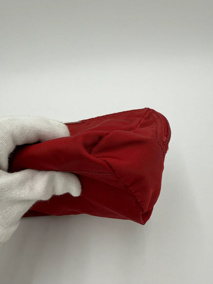 Prada-Trousse-in-Nylon-Rosso-Cherry-70265930187076 - Pally Vintage Closet