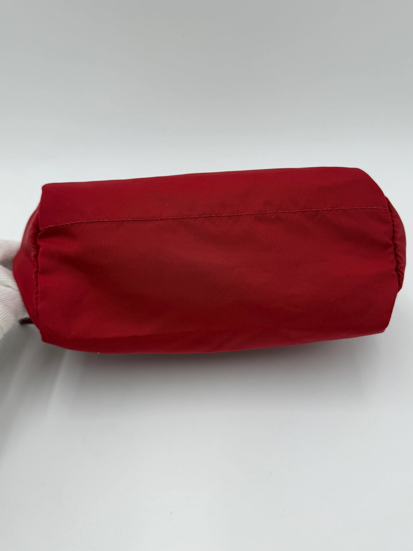 Prada-Trousse-in-Nylon-Rosso-Cherry-70265930219844 - Pally Vintage Closet