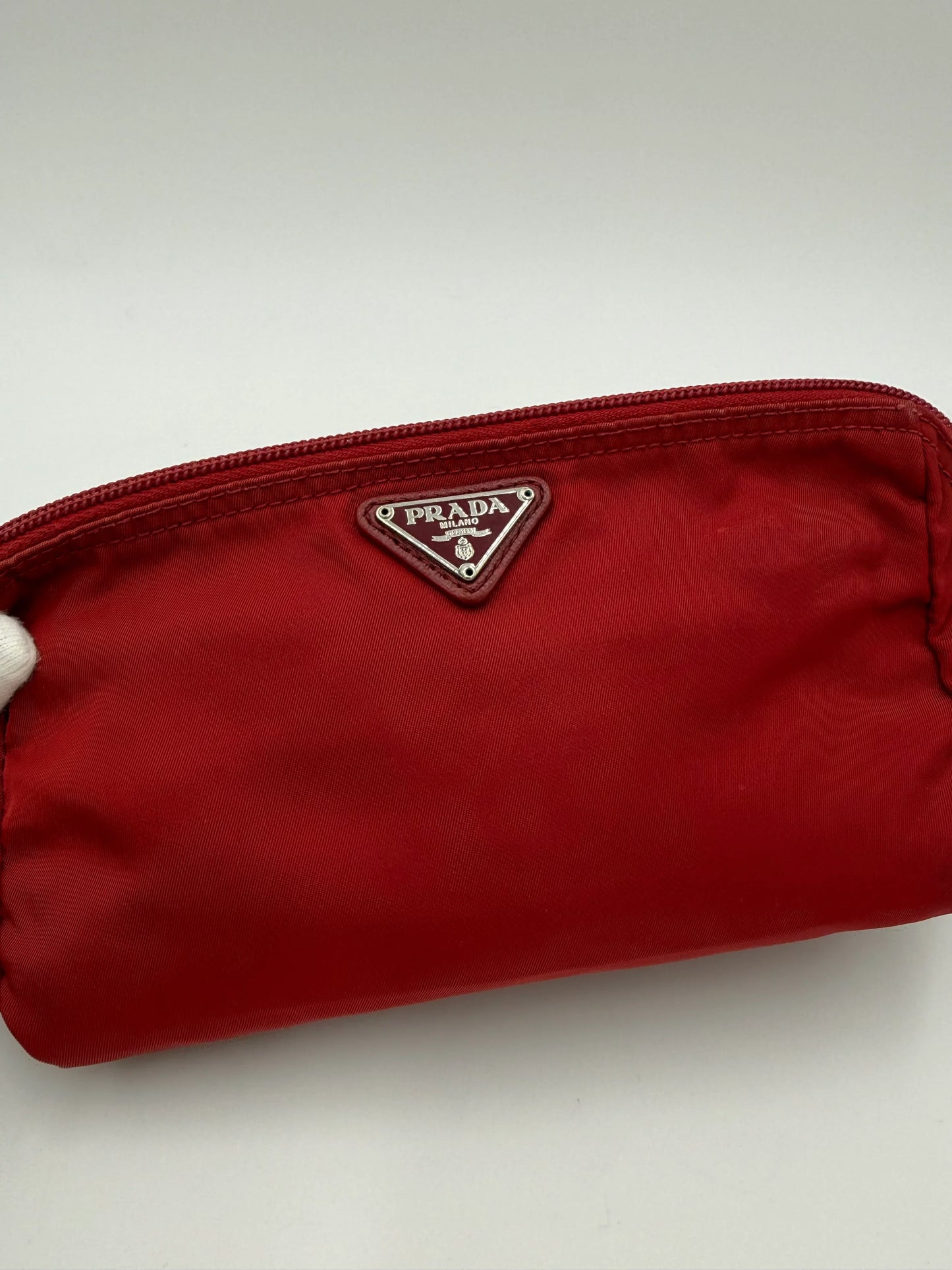 Prada-Trousse-in-Nylon-Rosso-Cherry-70265930285380 - Pally Vintage Closet
