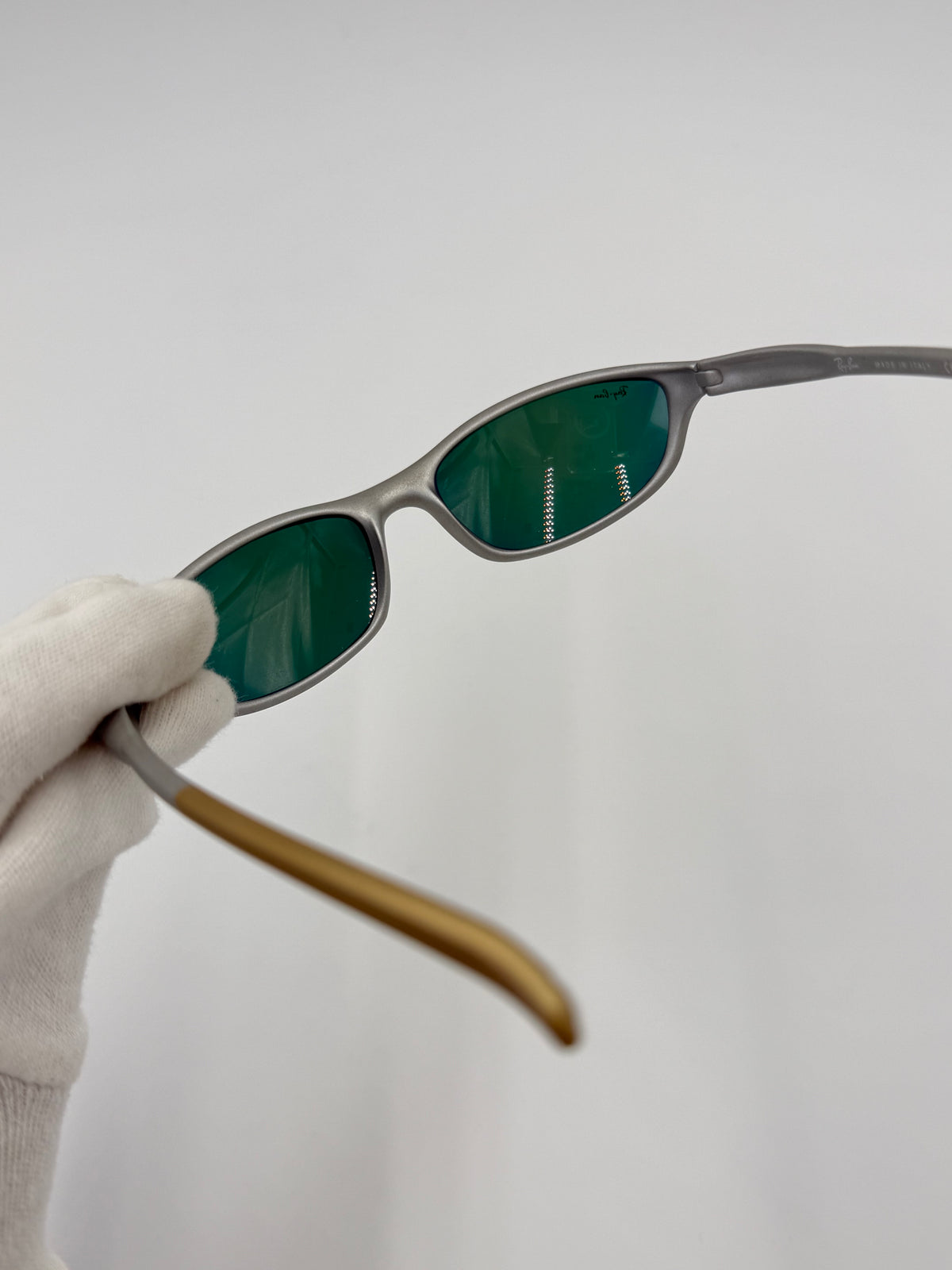 Ray-Ban Occhiali da Sole Vintage RB2046 Cutters con Lenti Specchiate Grigi - Pally Vintage Closet