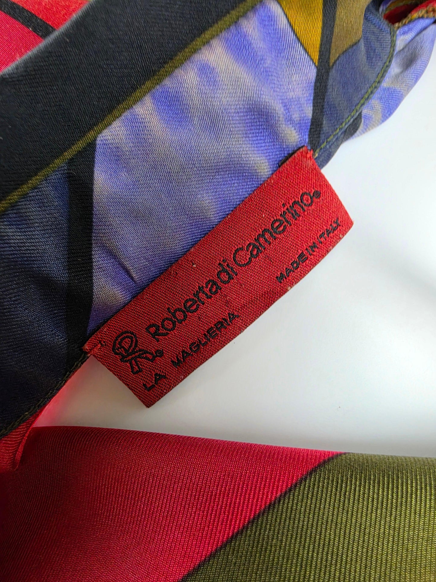 Roberta di Camerino Blusa Vintage in Seta Stampa Geometrica - Pally Vintage Closet