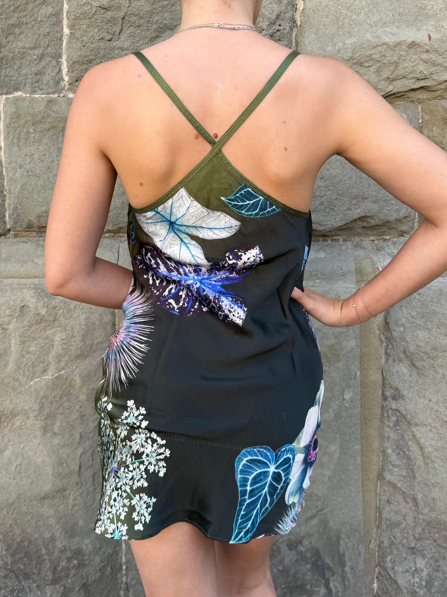Roberto Cavalli Abito Mini Vintage in Pura Seta Stampa Botanica Verde - Pally Vintage Closet