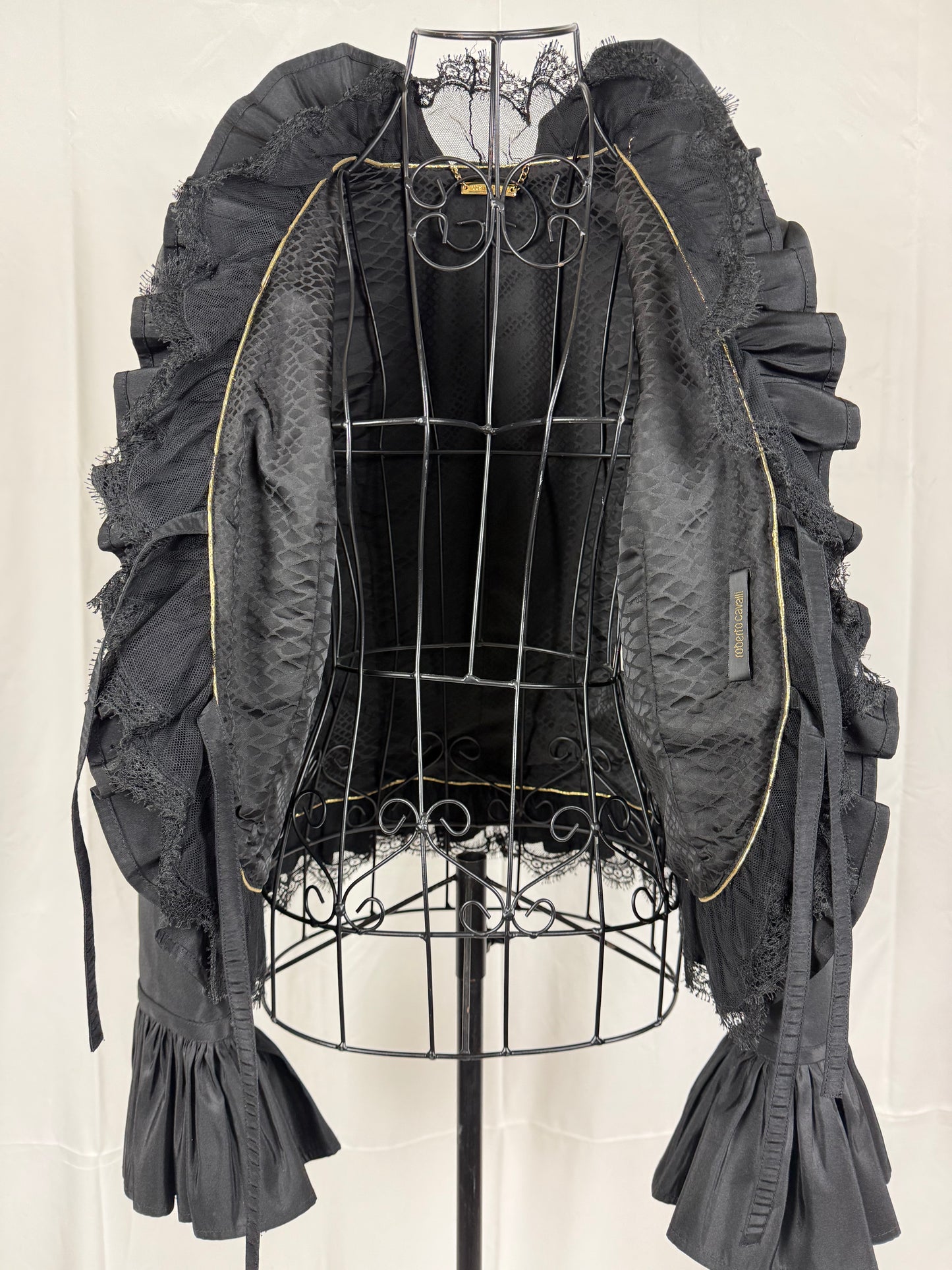 Roberto Cavalli Giacca Vintage Seta e Pizzo con Dettaglio Ruffle Nera - Pally Vintage Closet