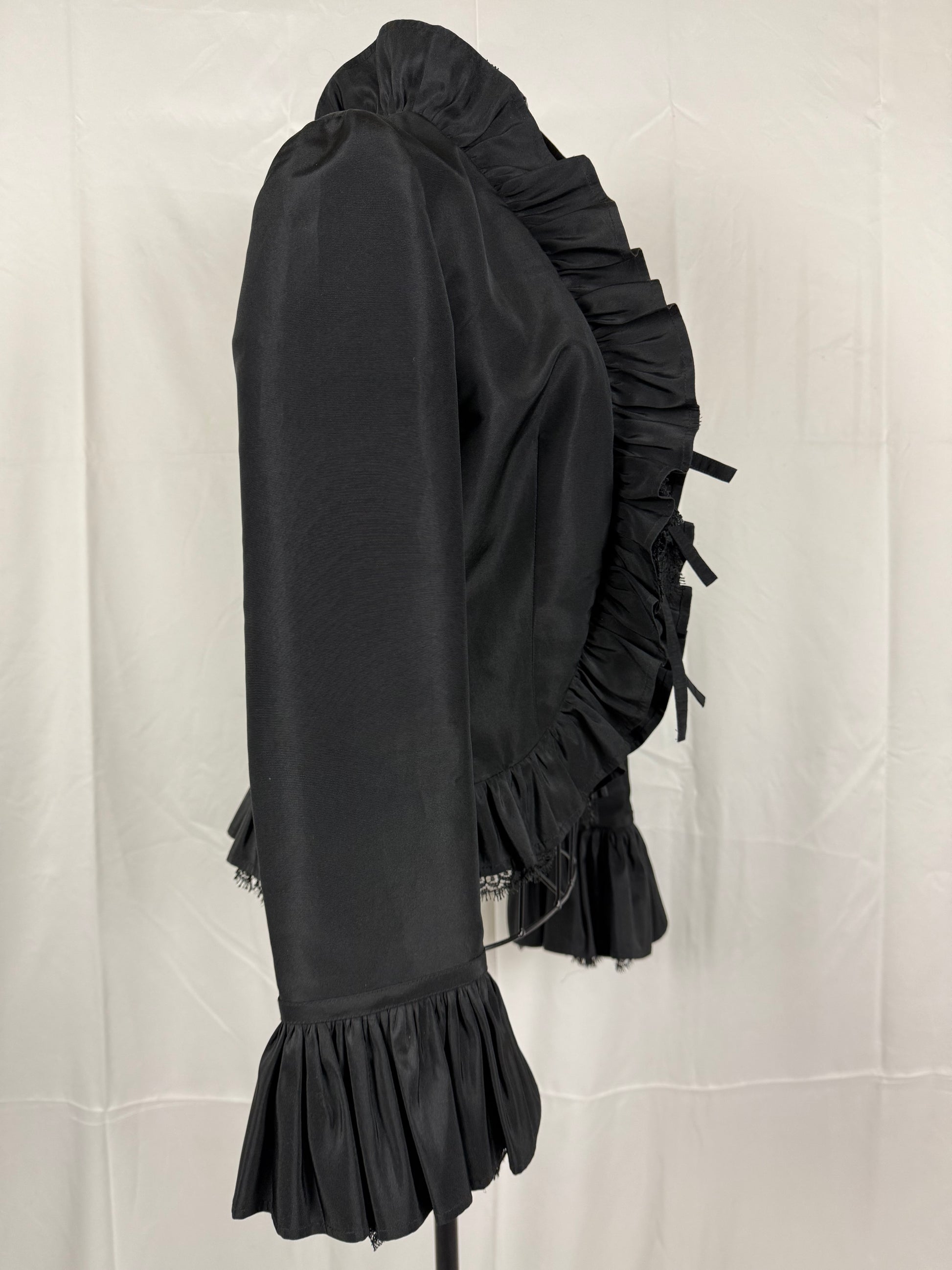 Roberto Cavalli Giacca Vintage Seta e Pizzo con Dettaglio Ruffle Nera - Pally Vintage Closet