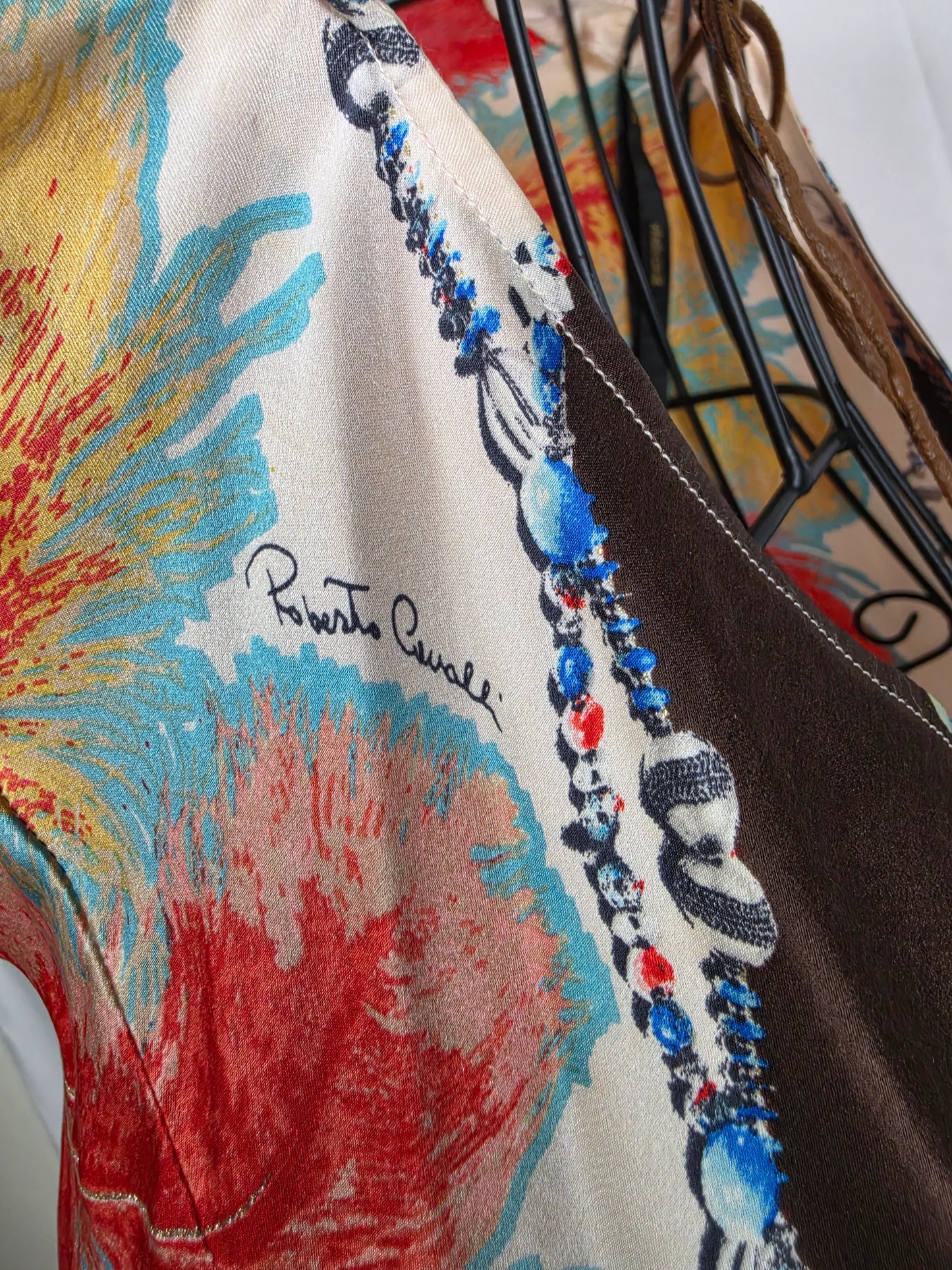 Roberto-Cavalli-Mini-Abito-d-Archivio-in-Seta-Stampa-Jewel-Feather-Multicolor-70134006317380 - Pally Vintage Closet