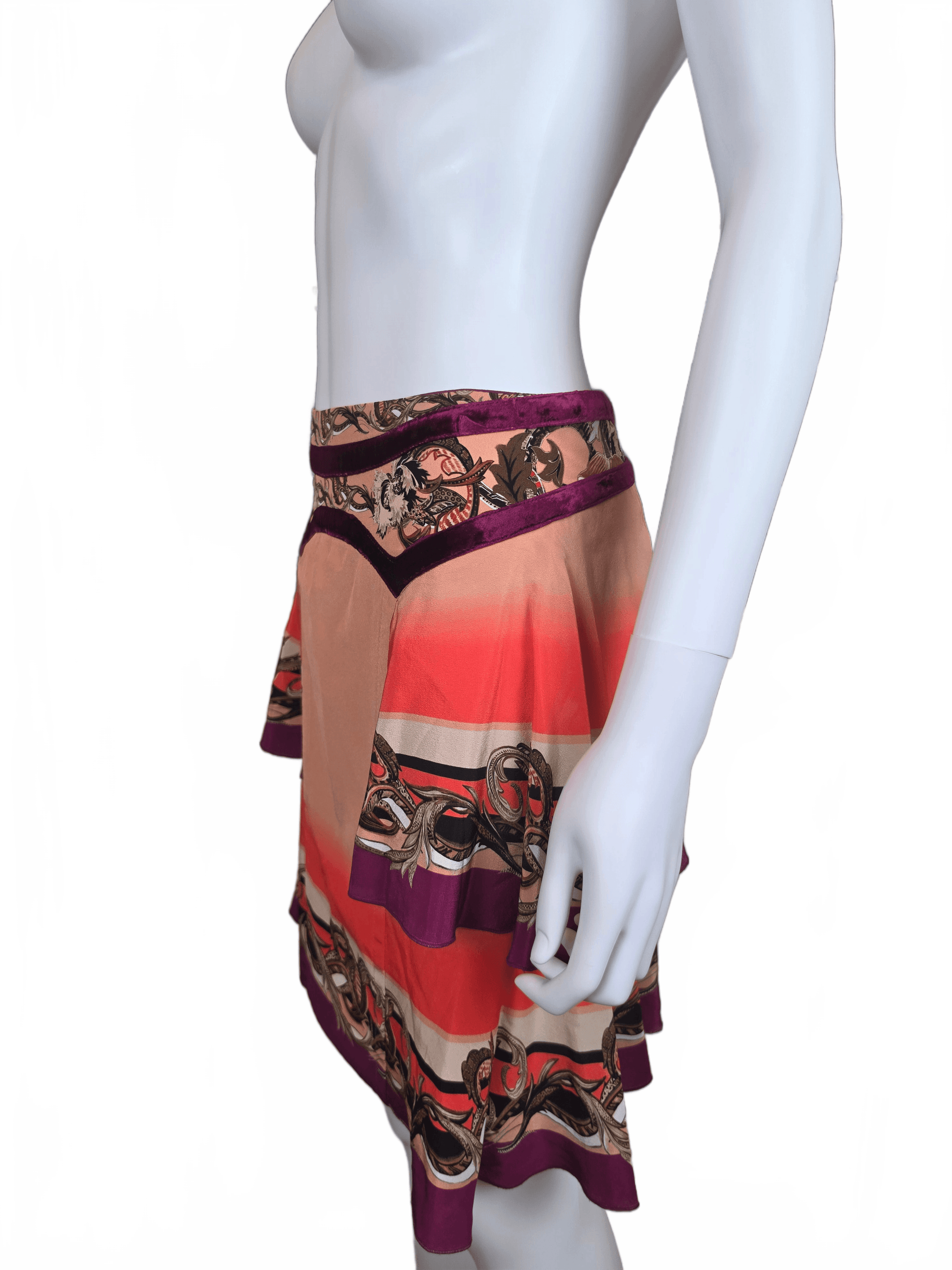 Roberto Cavalli Minigonna Vintage con Stampa Barocca e Dettagli in Velluto Rosa - Pally Vintage Closet
