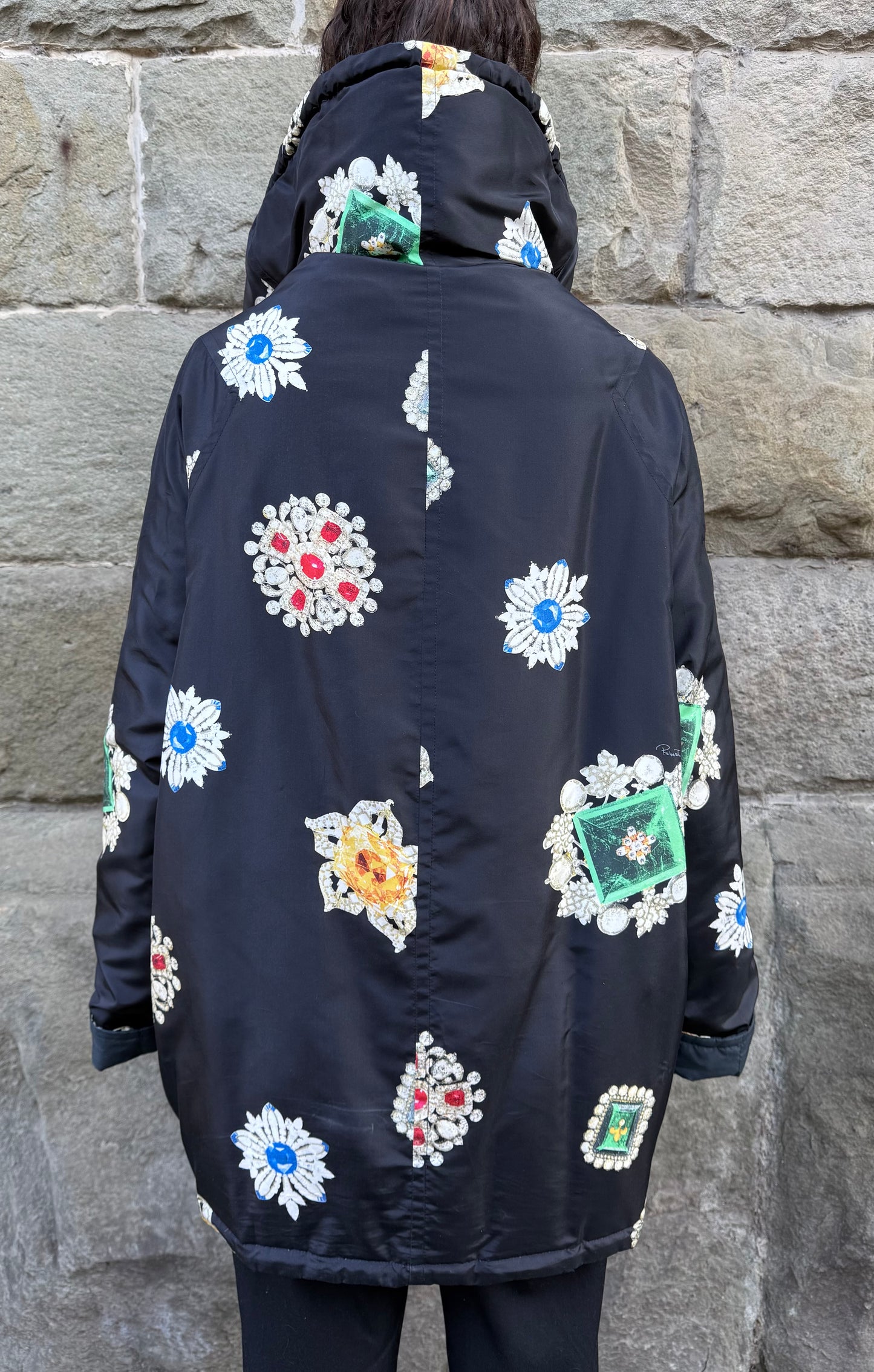 Roberto Cavalli Piumino Oversize in Seta Jewel Print Nero - Pally Vintage Closet