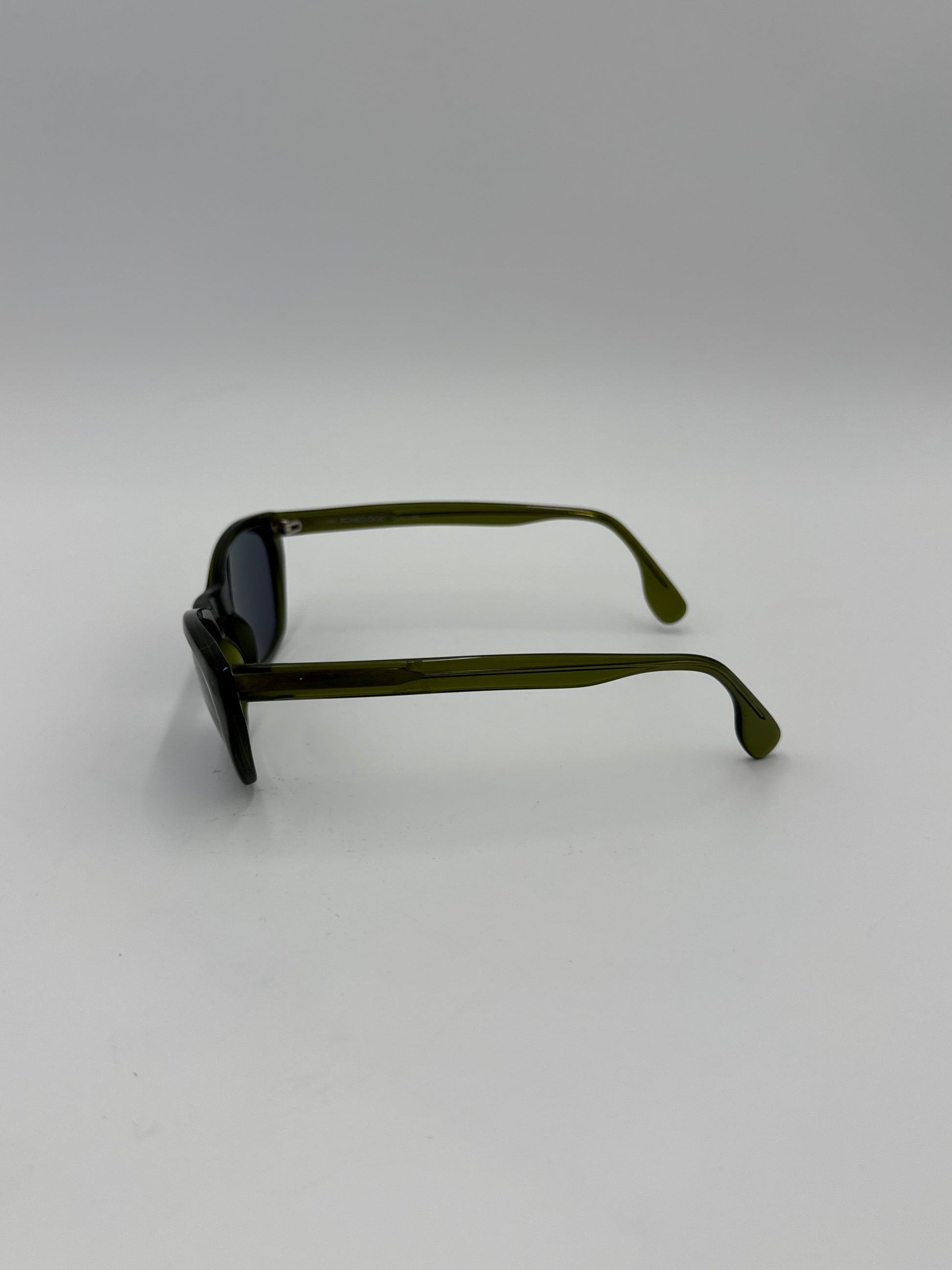 Romeo Gigli Occhiali da Sole Vintage Mod. RG 46/S Col. 083P Verde - Pally Vintage Closet