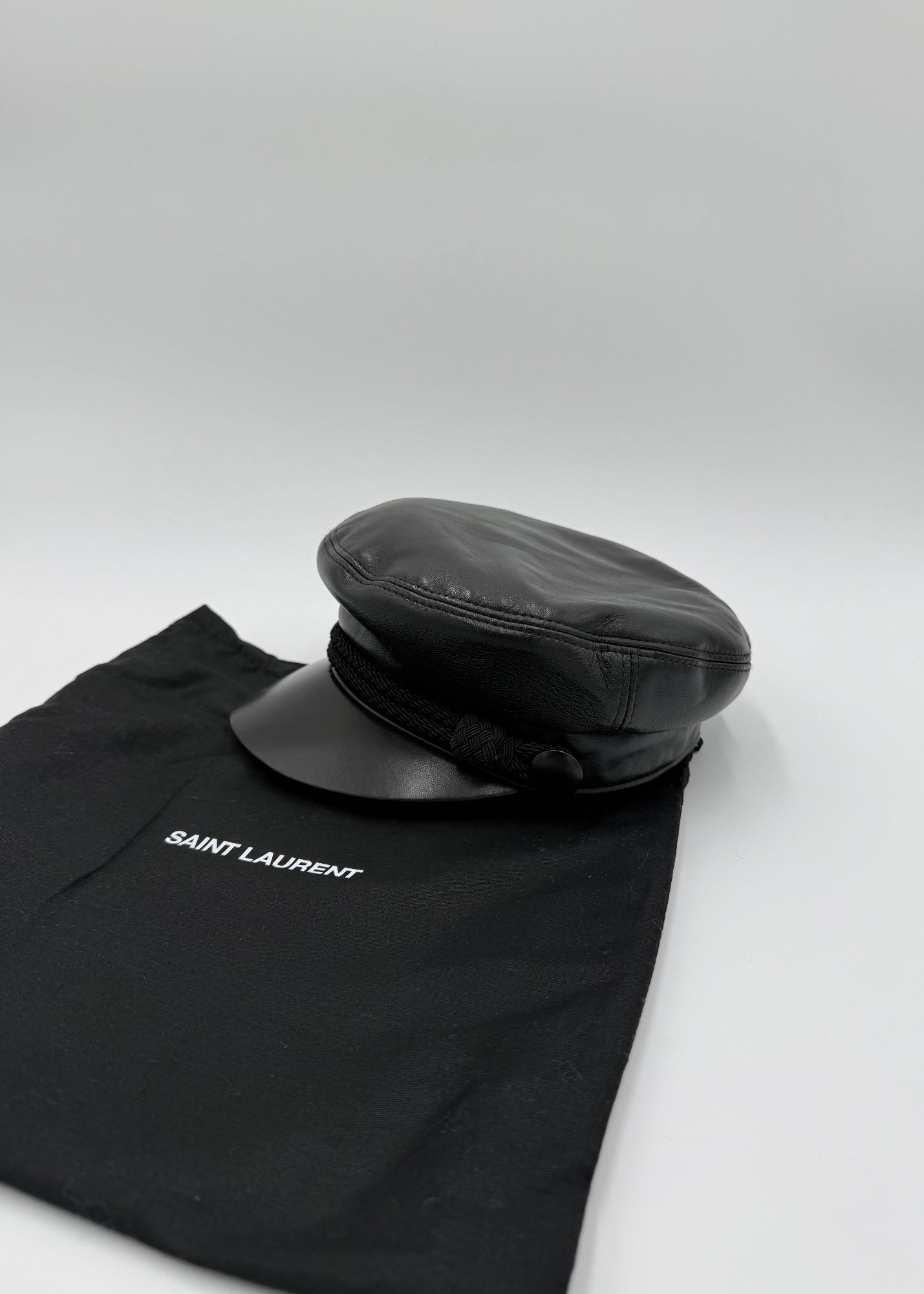 Saint Laurent Basco Baker Boy in Pelle Nero