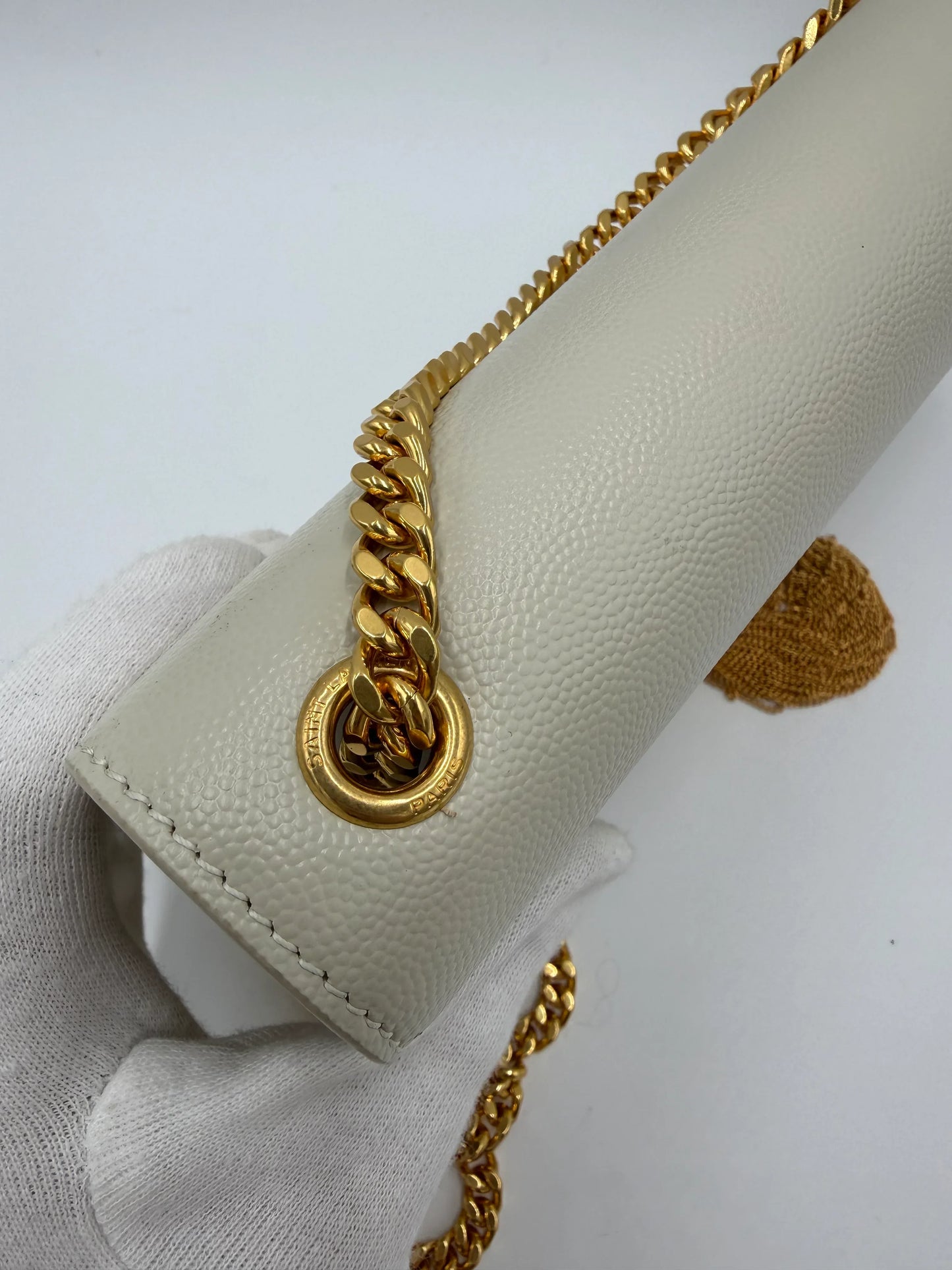 Saint-Laurent-Borsa-Kate-Medium-con-Nappa-Pelle-Grain-de-Poudre-Avorio-70265908134212 - Pally Vintage Closet
