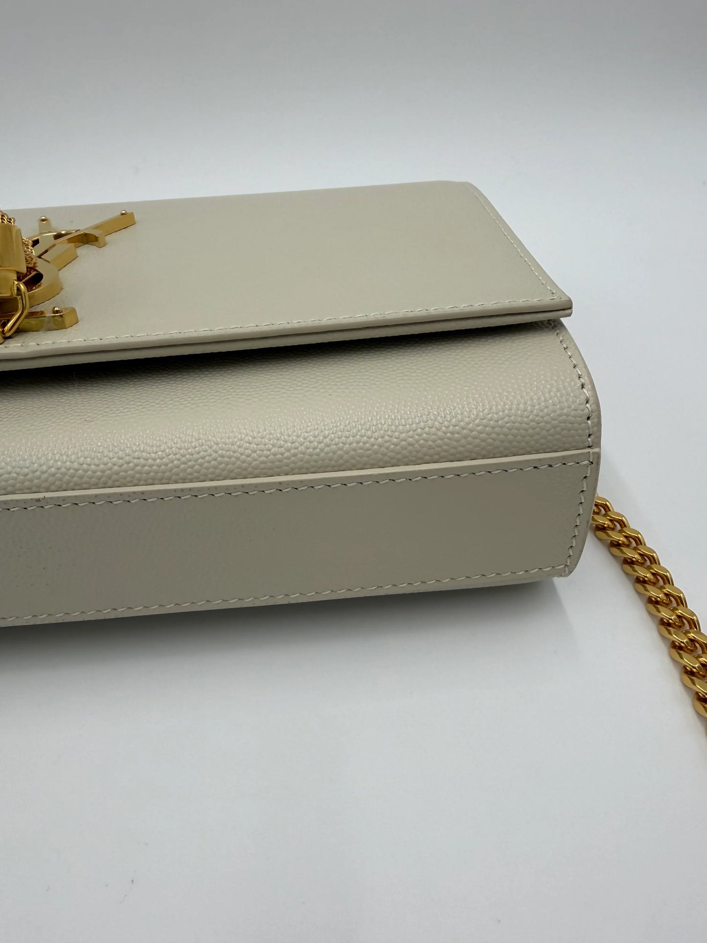 Saint-Laurent-Borsa-Kate-Medium-con-Nappa-Pelle-Grain-de-Poudre-Avorio-70265908265284 - Pally Vintage Closet