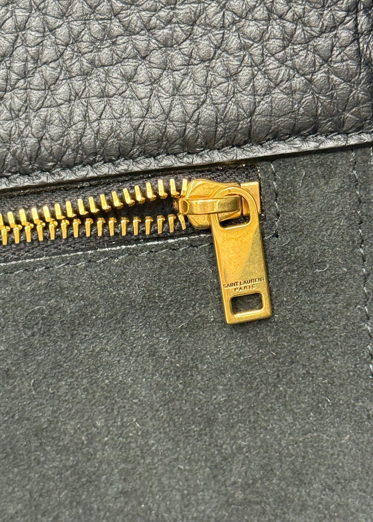 Saint Laurent Borsa Le 5 à 7 Bea in Pelle Martellata Nera