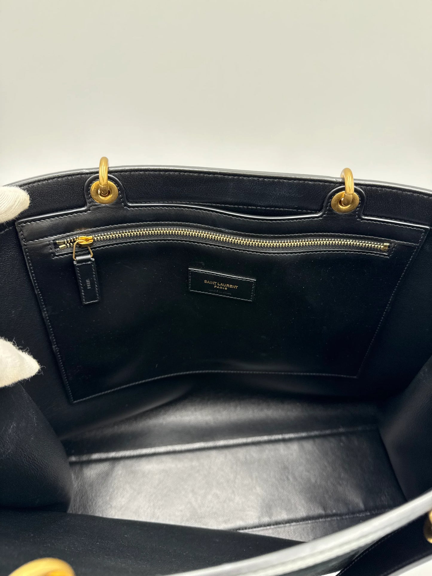 Saint-Laurent-Borsa-Le-Maillon-Tote-in-Suede-e-Pelle-Blu-Navy-69618212438340 - Pally Vintage Closet