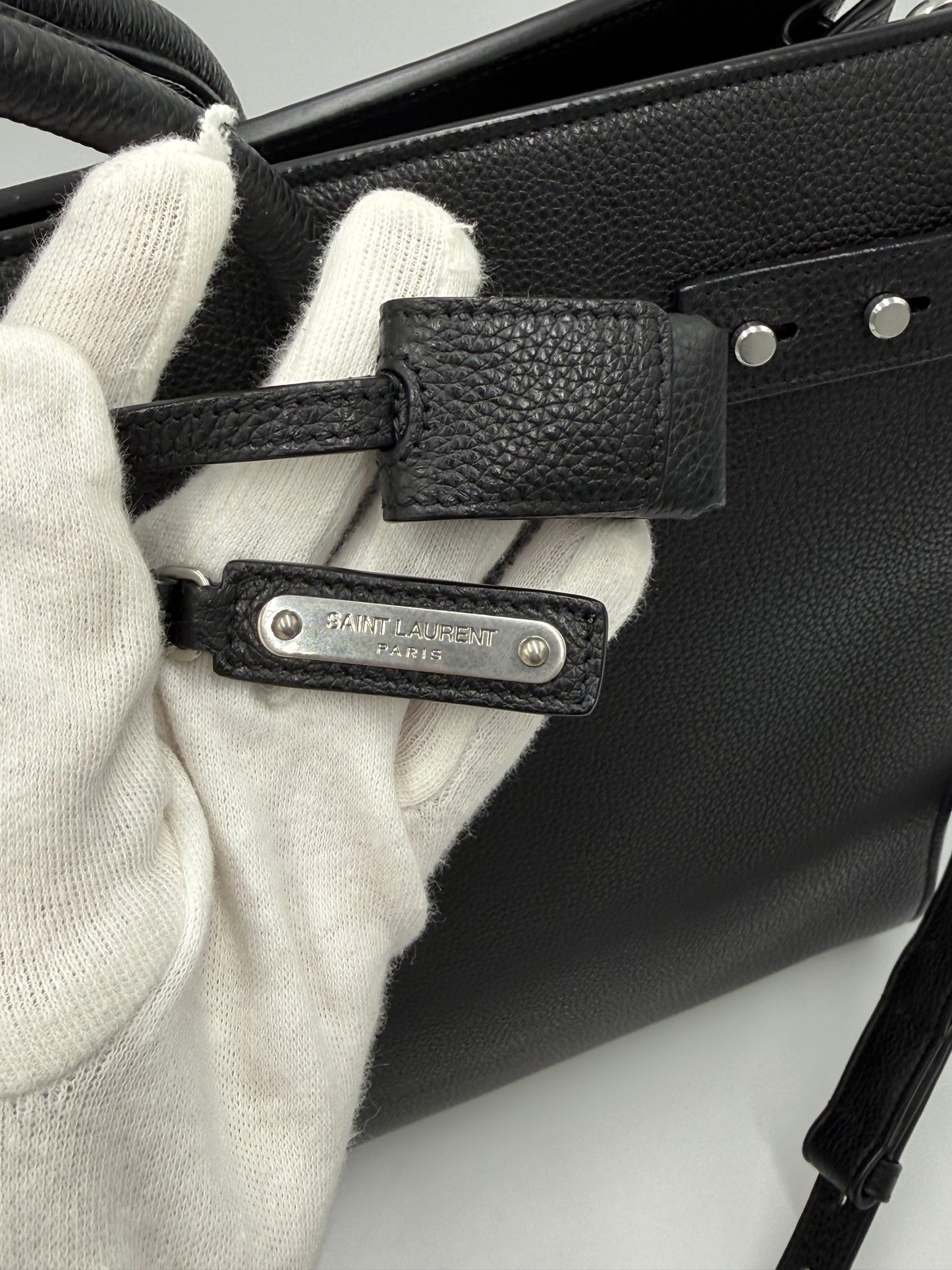 Saint Laurent Borsa Sac de Jour Large in Pelle Martellata Nera - Pally Vintage Closet