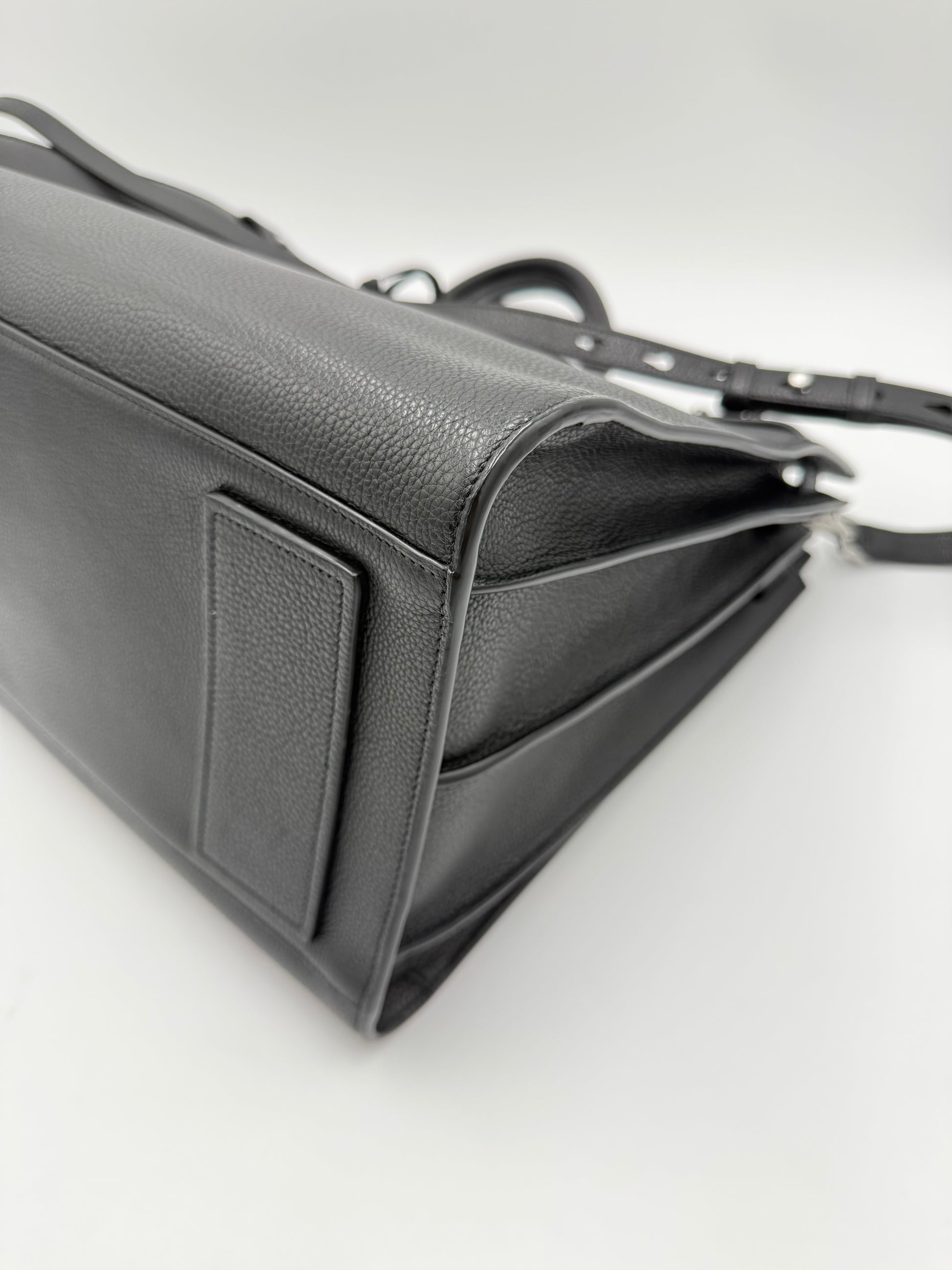 Saint Laurent Borsa Sac de Jour Large in Pelle Martellata Nera - Pally Vintage Closet