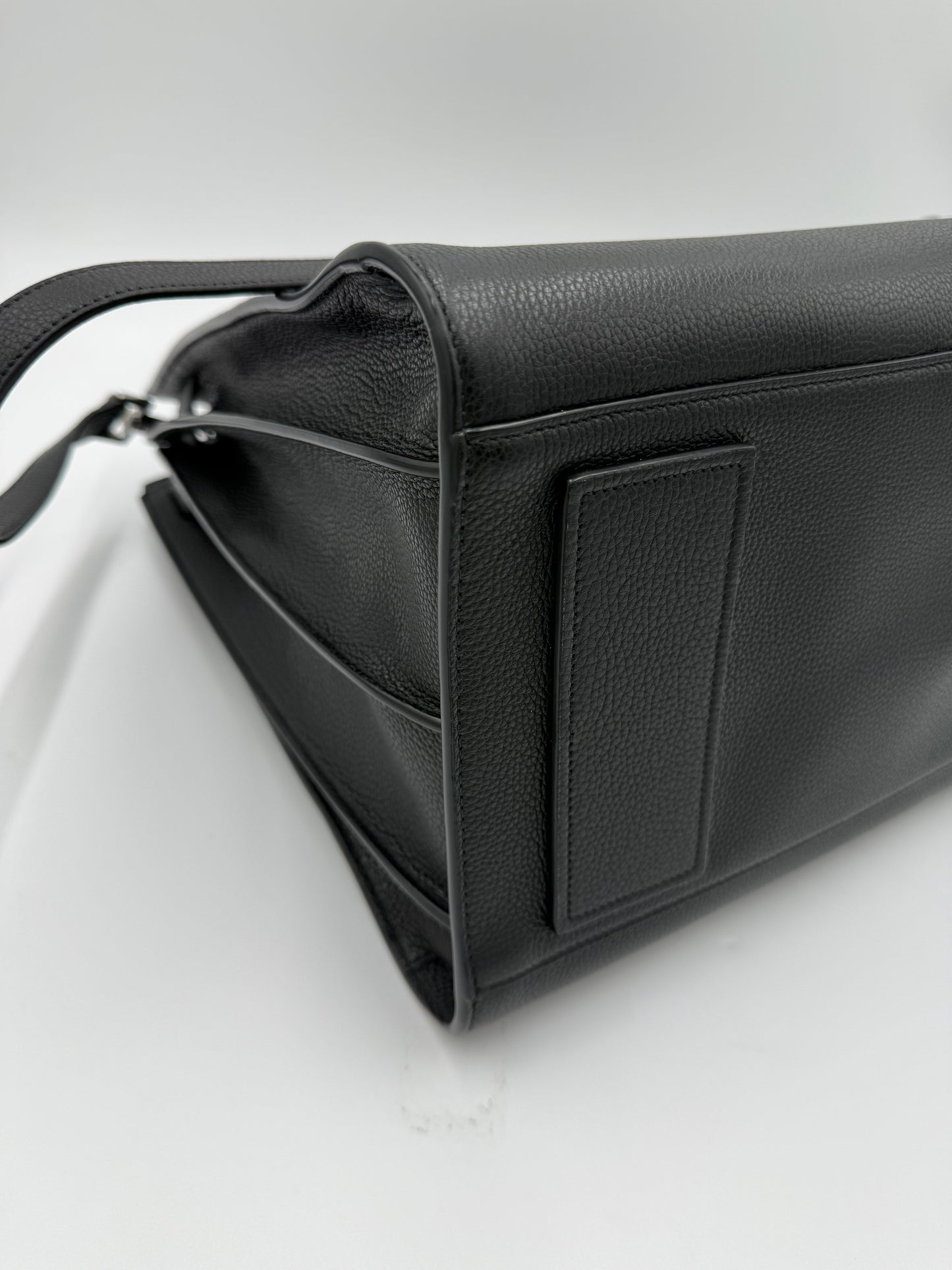 Saint Laurent Borsa Sac de Jour Large in Pelle Martellata Nera - Pally Vintage Closet