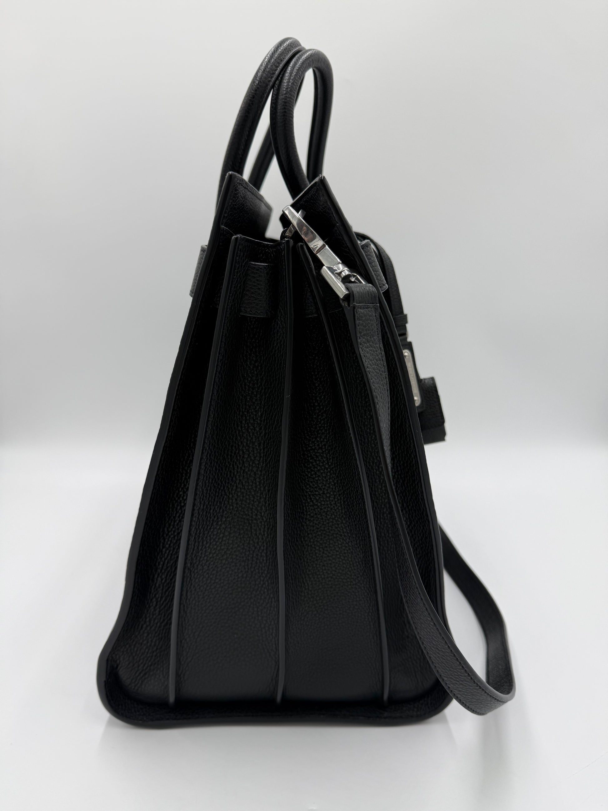 Saint Laurent Borsa Sac de Jour Large in Pelle Martellata Nera - Pally Vintage Closet