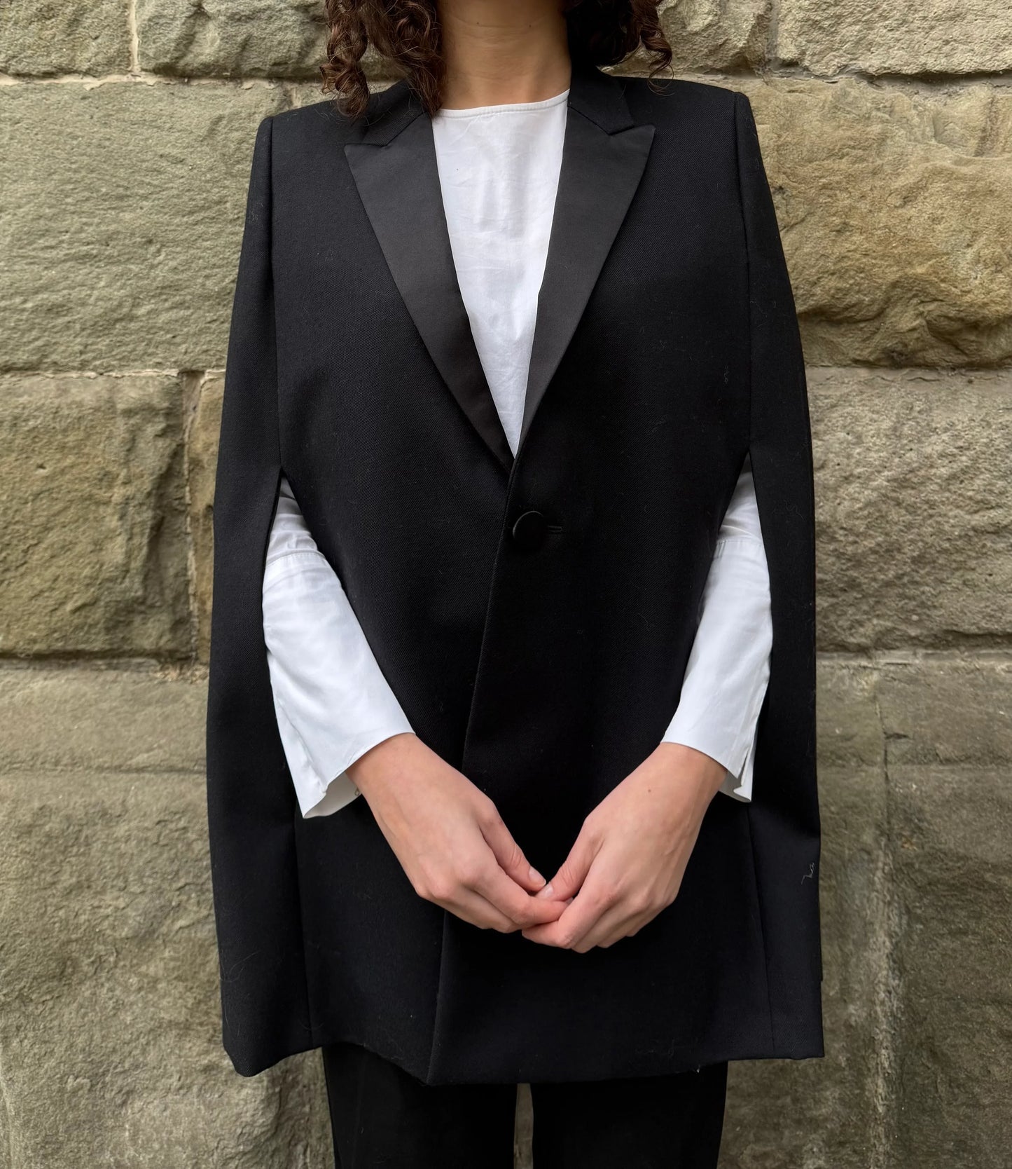 Saint-Laurent-Mantella-Strutturata-a-Blazer-Nera-69498082722116 - Pally Vintage Closet