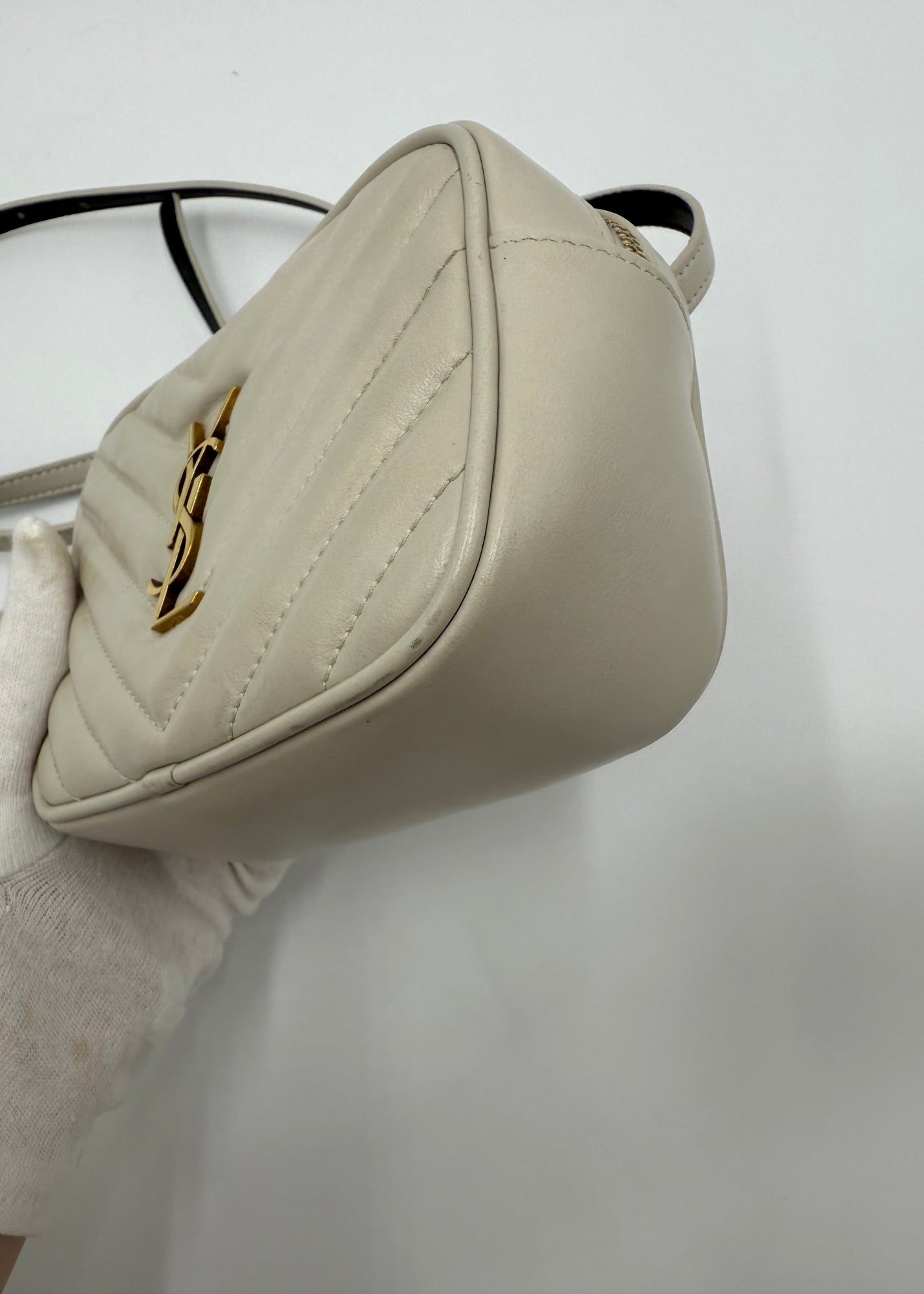 Saint Laurent Marsupio Lou Camera Crema