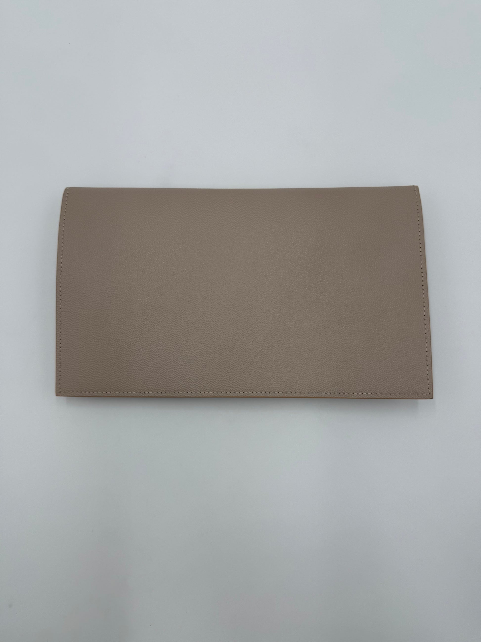 Saint Laurent Pochette Uptown Pelle Goffrata Grain de Poudre Beige - Pally Vintage Closet