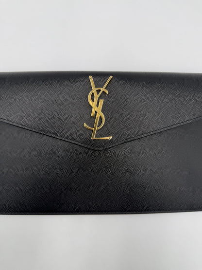 Saint-Laurent-Pochette-Uptown-Pelle-Goffrata-Grain-de-Poudre-Nera-68772122460484 - Pally Vintage Closet