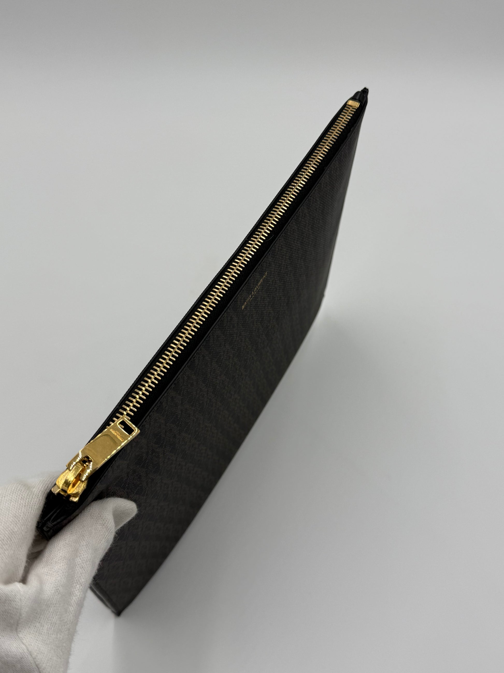 Saint Laurent Pouch Classic Toile Monogram Marrone - Pally Vintage Closet