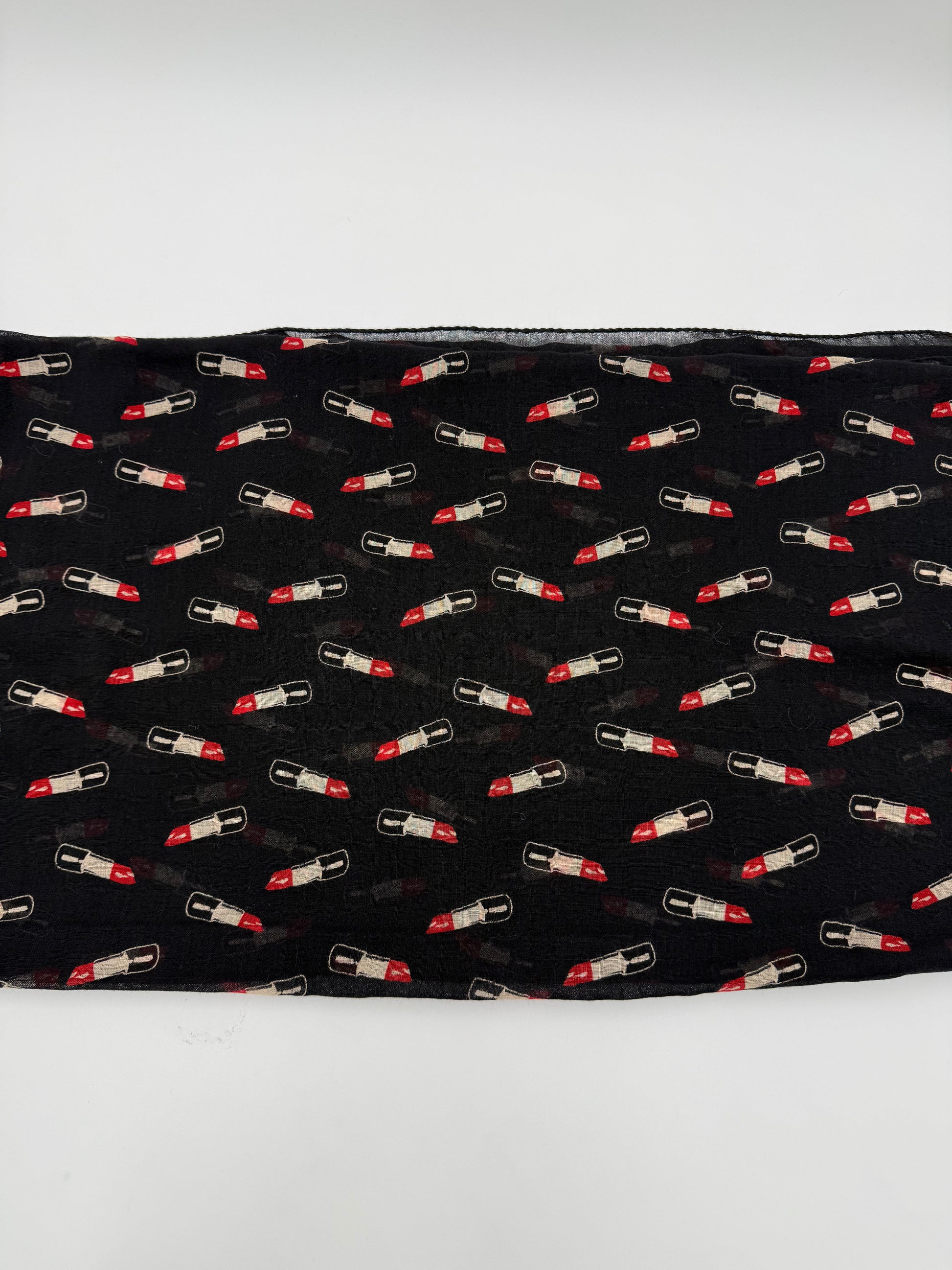 Saint Laurent Stola in Lana con Stampa Rossetti Nero - Pally Vintage Closet