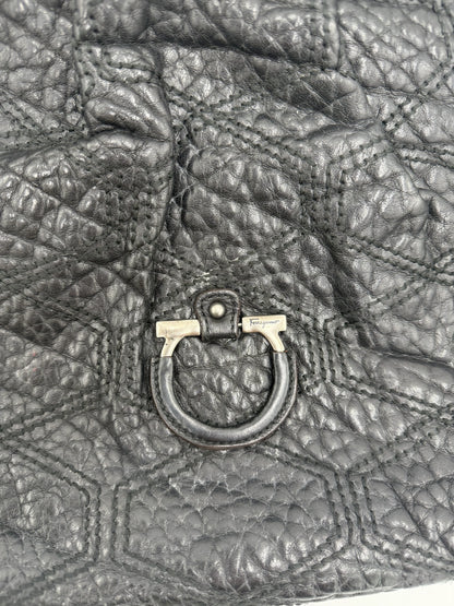 Salvatore-Ferragamo-Borsa-Vintage-Hobo-in-Pelle-Nera-67907781329220 - Pally Vintage Closet