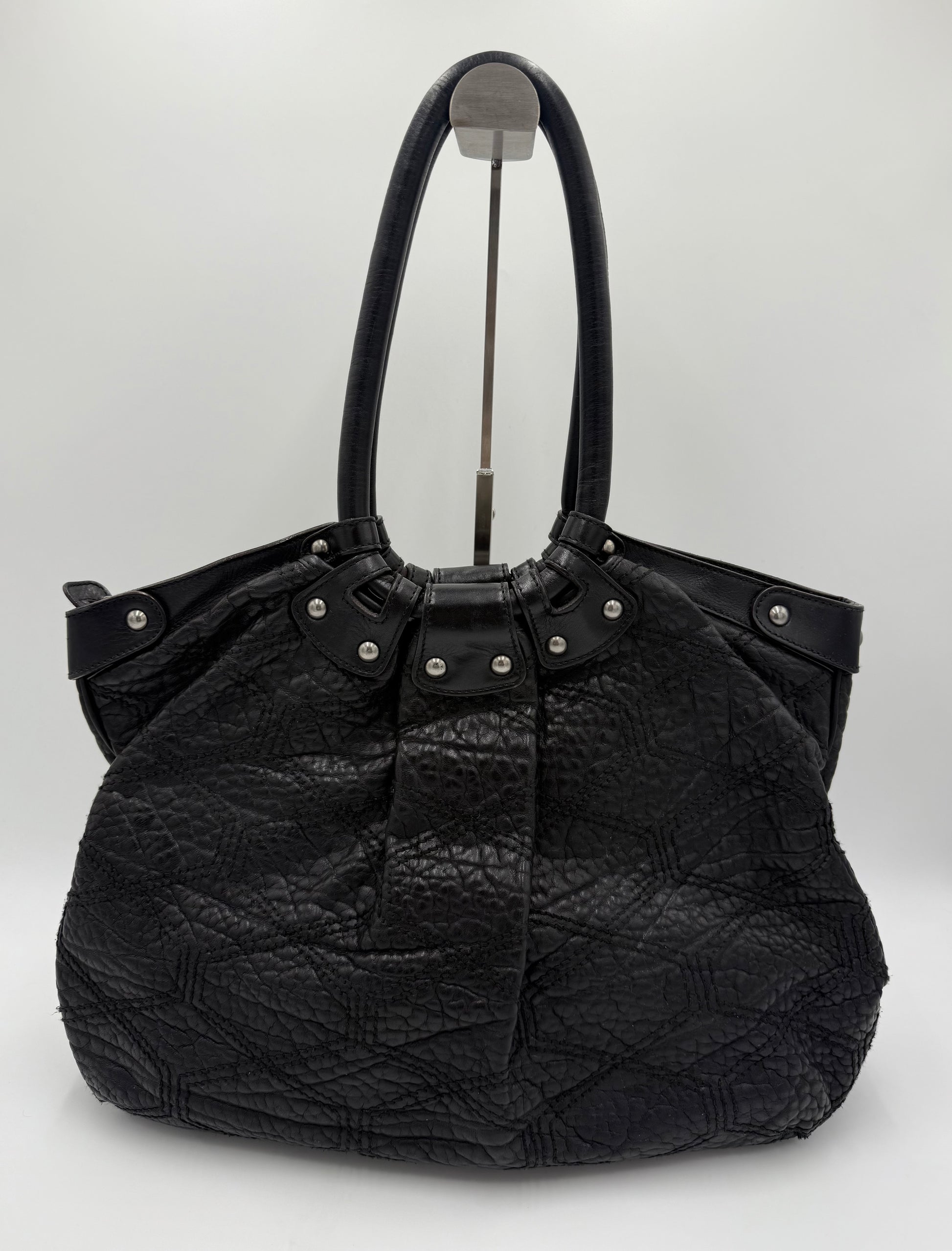 Salvatore Ferragamo Borsa Vintage Hobo in Pelle Nera - Pally Vintage Closet