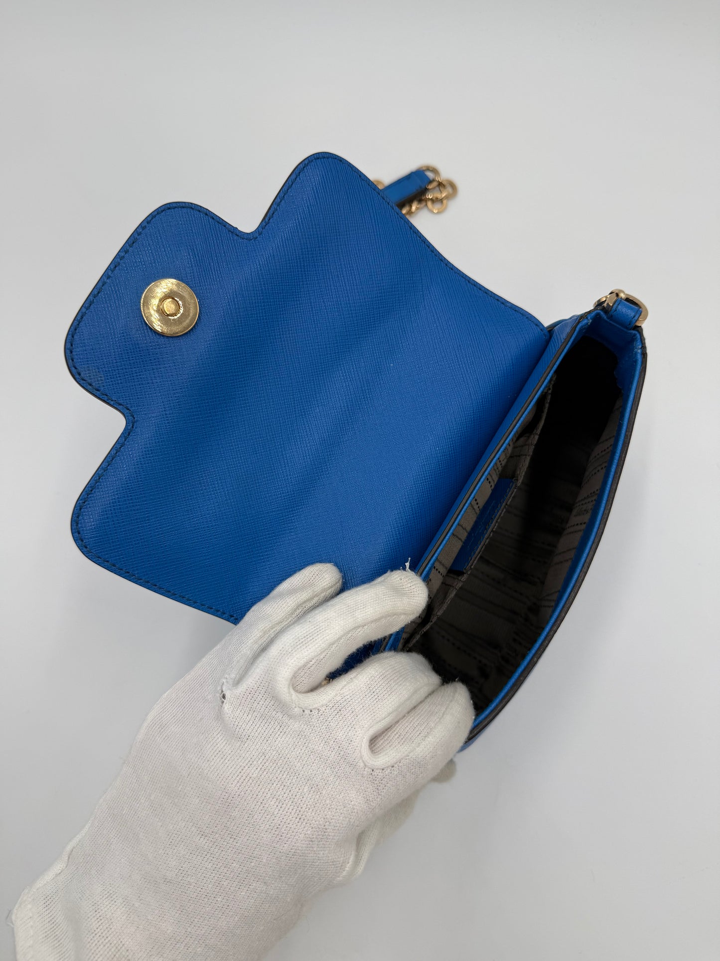 Salvatore Ferragamo Borsa a Tracolla Gancini in Pelle Blu Elettrico - Pally Vintage Closet