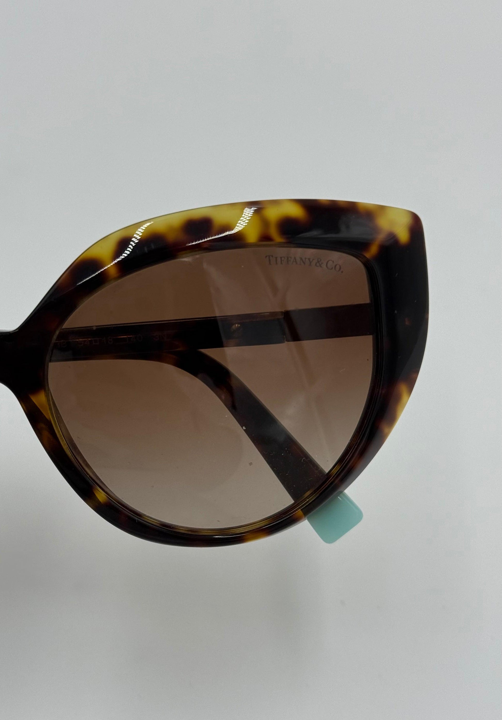 Tiffany & Co. Occhiali da Sole TF 4170 Cat-Eye Tartarugati - Pally Vintage Closet